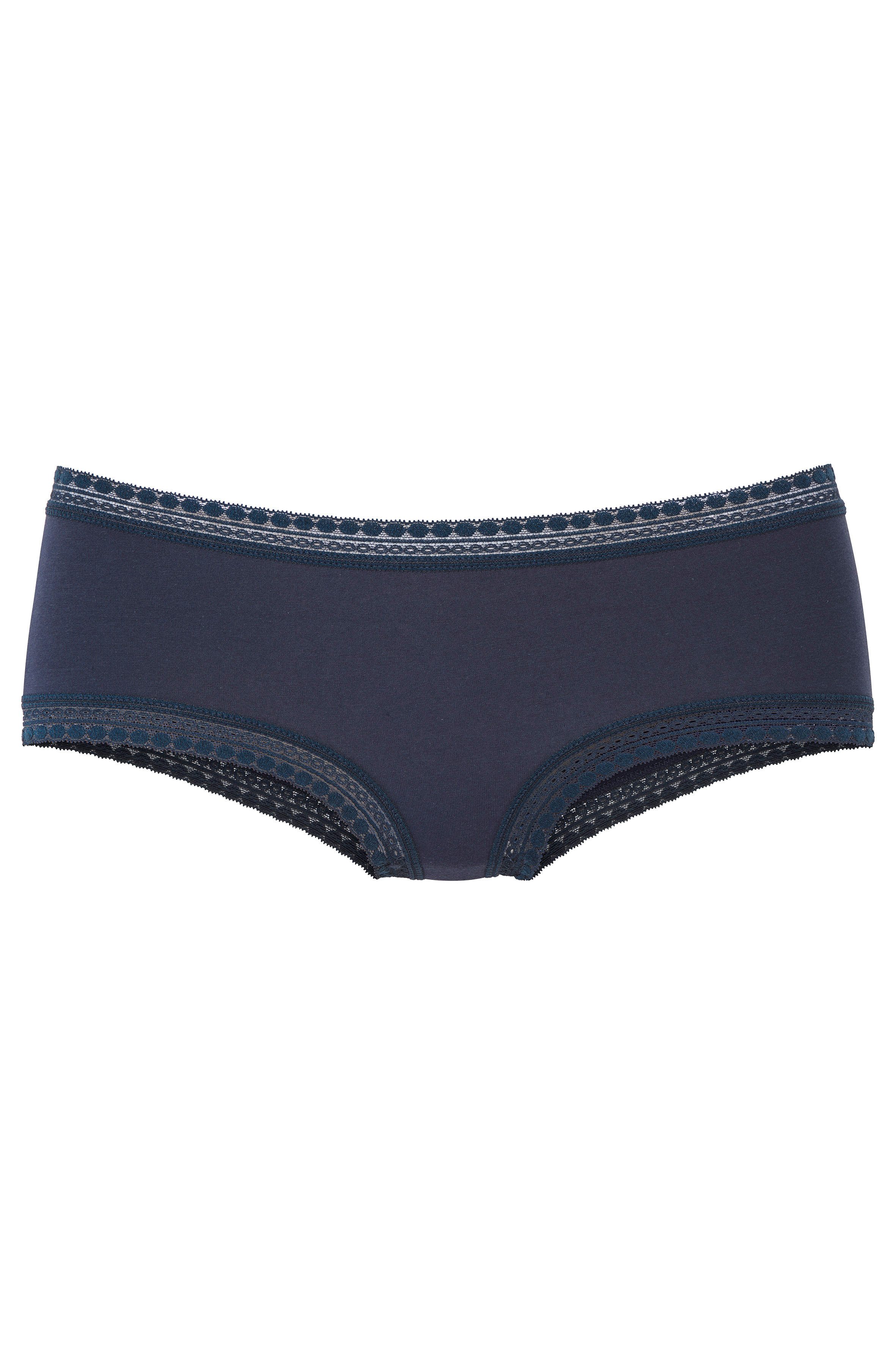 LASCANA Panty (3er-Pack) aus elastischer Baumwolle mit weicher Spitze
