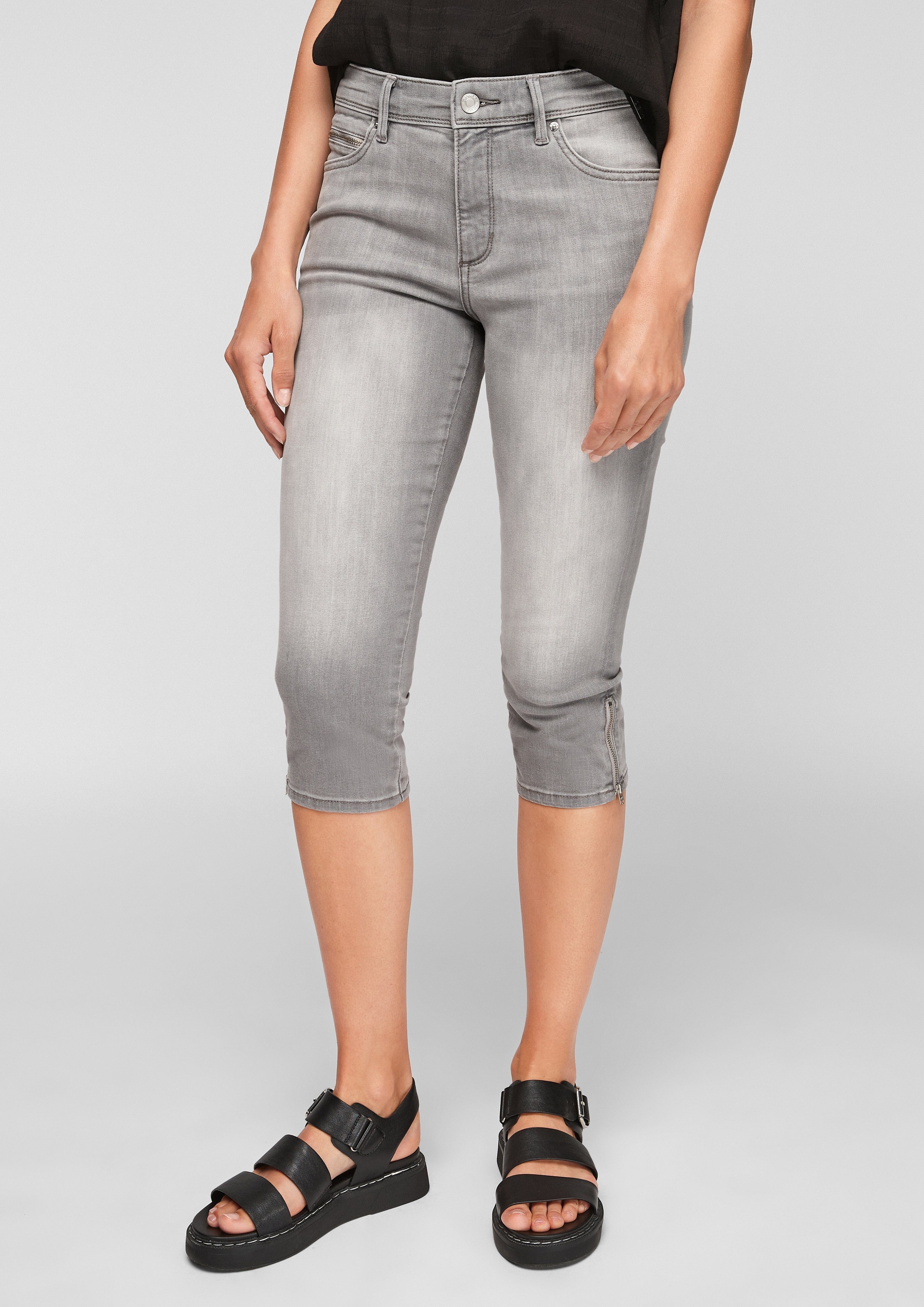 s.Oliver 7/8-Jeans »Slim Fit: Capri aus Denim« Waschung, Leder-Patch,  Reißverschluss online kaufen | OTTO