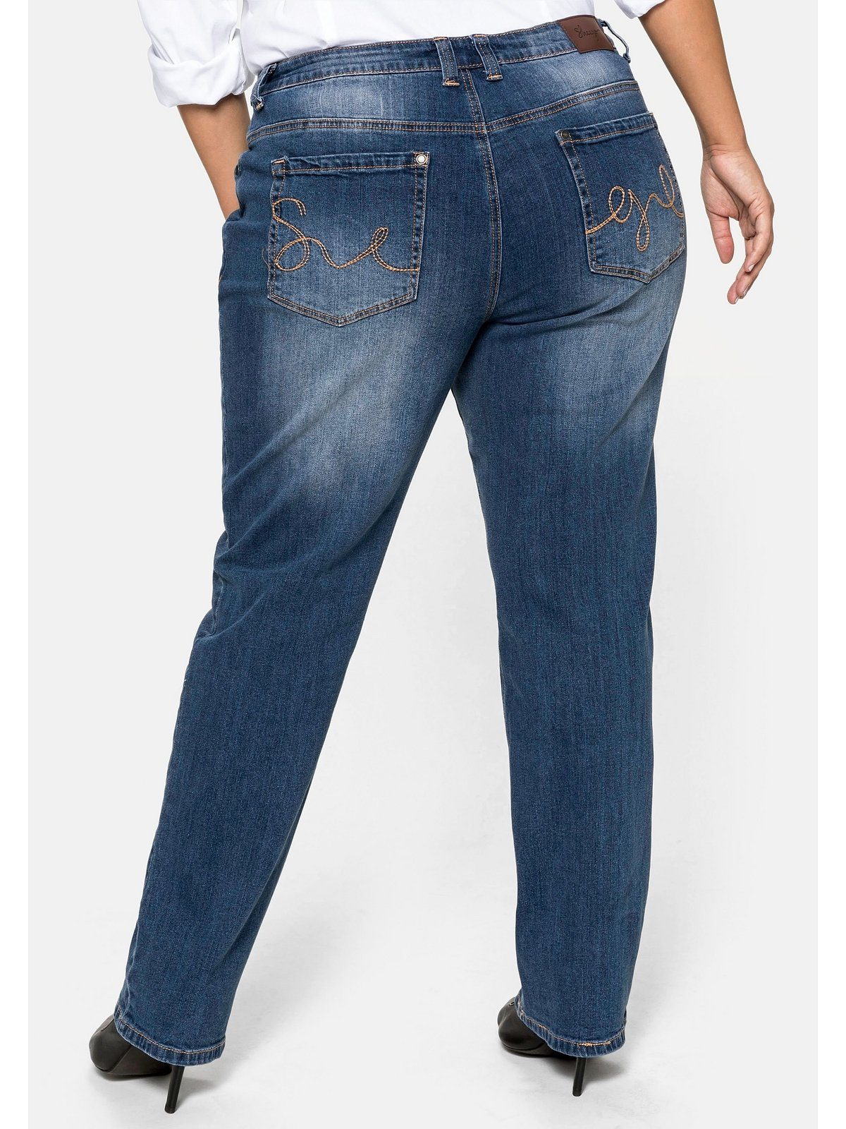 Große Bauch-weg-Effekt Größen Stretch-Jeans Sheego