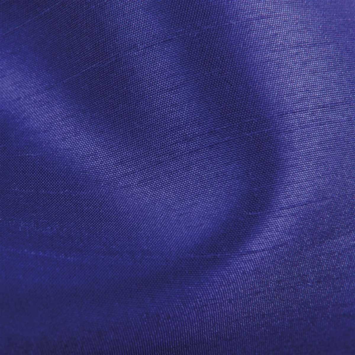 Kissenbezug Blau Glanzoptik Größen) einem Arsvita, Innenkissen mit wahlweise (Dekokissen), (viele Kissenbezüge, versch.