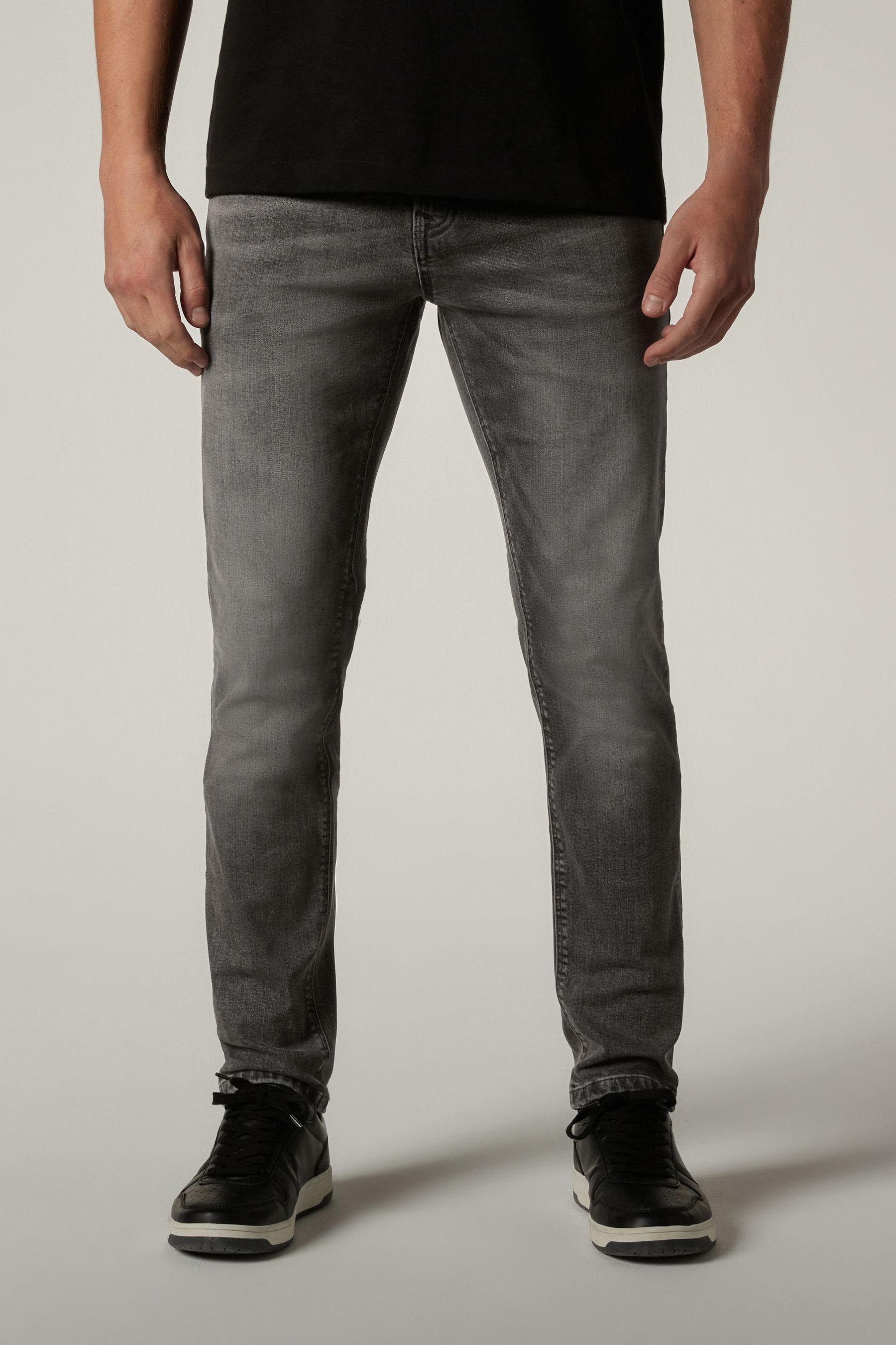 Slim-fit-Jeans (1-tlg) Fit Next Slim Essential mit Jeans Grey Stretch