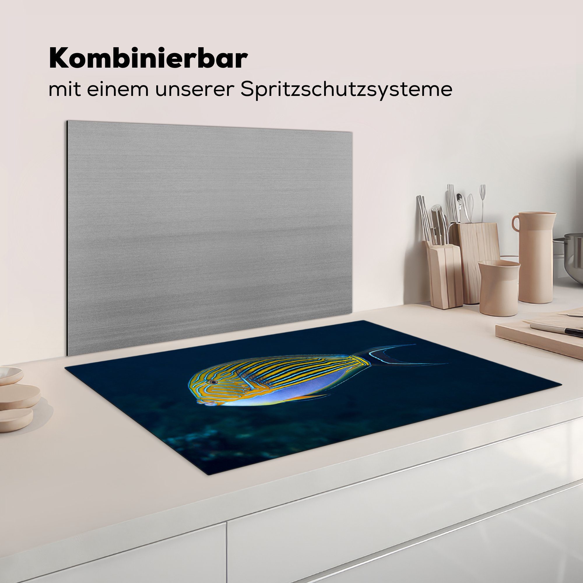 Schutz - Induktionskochfeld Vinyl, Herdblende-/Abdeckplatte Indonesien MuchoWow tlg), Fisch - 81x52 für (1 küche, die Ceranfeldabdeckung Wasser, cm,