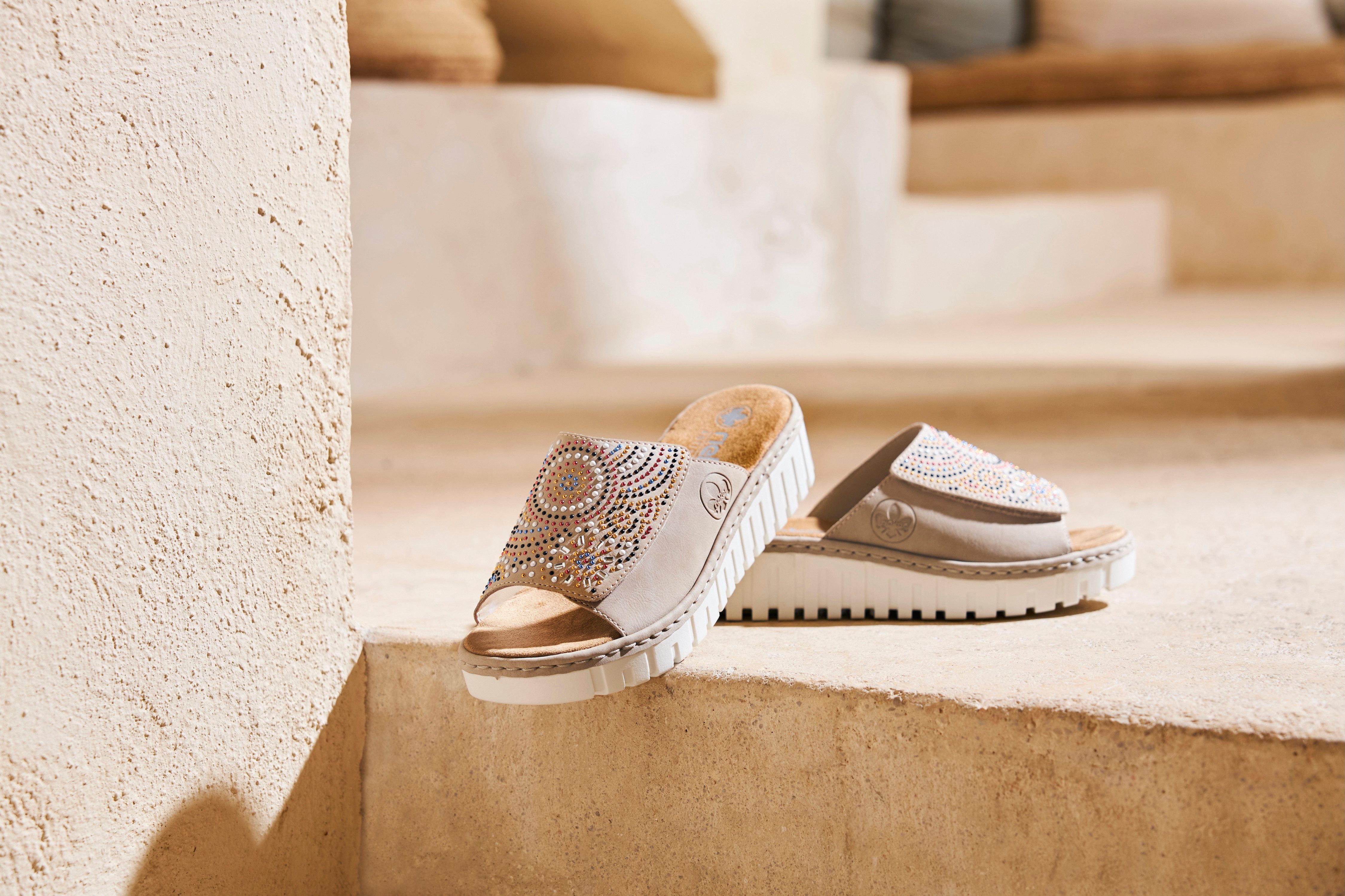 Rieker Pantolette Sommerschuh, Strandschuh, Hausschuh mit regulierbarem Kle günstig online kaufen