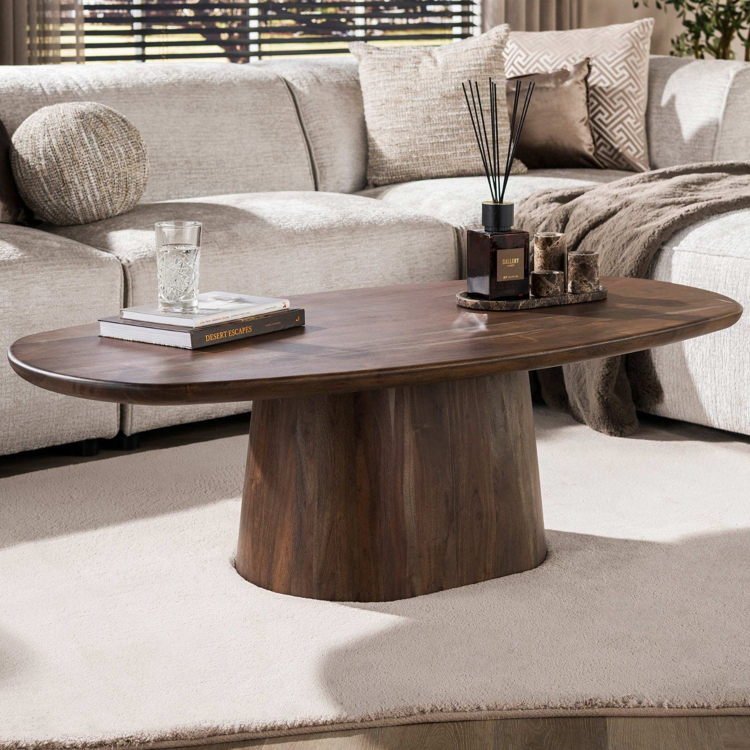 alesvelt Couchtisch CENTRAL Ovaler Massivholz-Tisch mit zentralem Säulenfuß (1-Tisch), 135x70x41,5cm