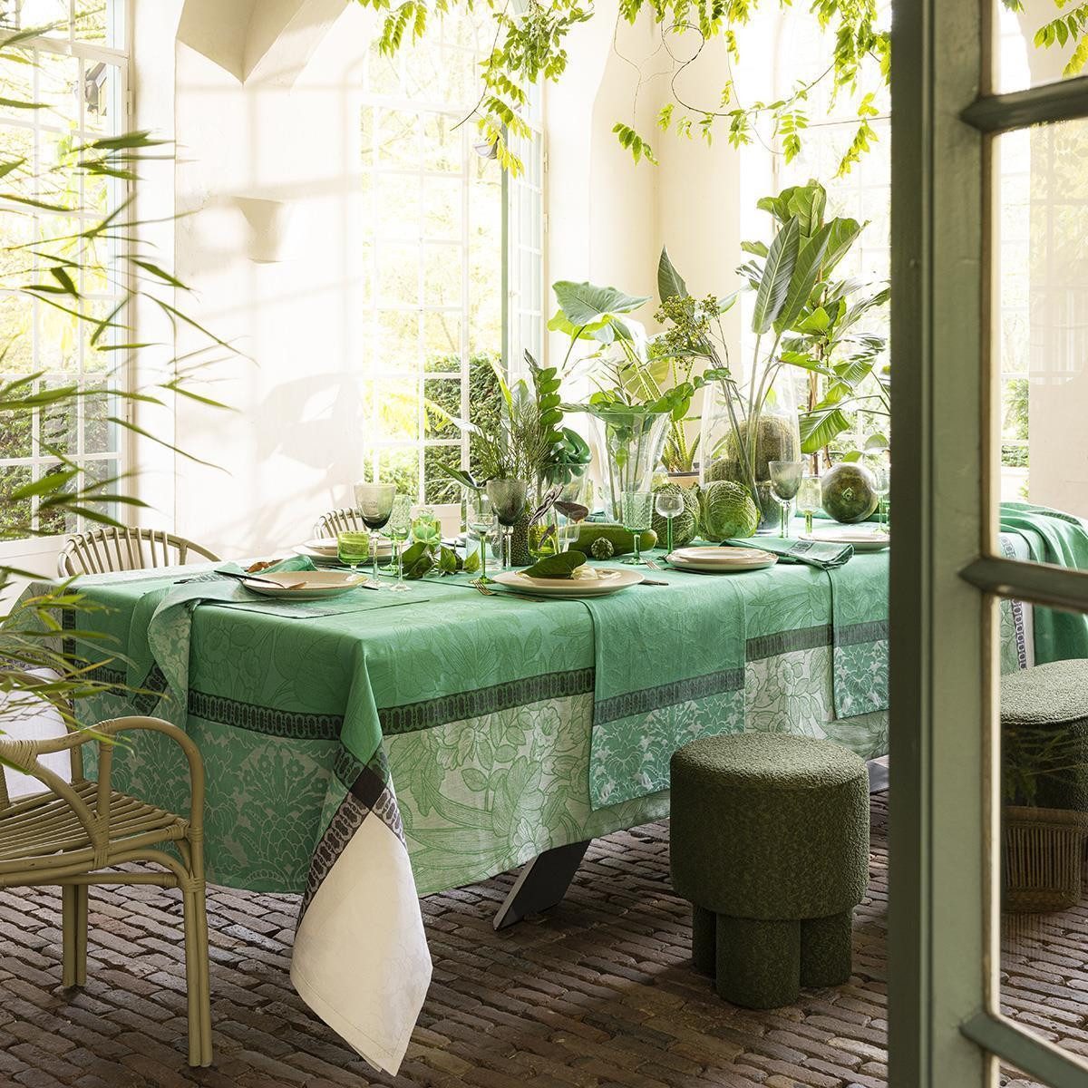 Le Jacquard Francais Tischdecke Le Jacquard Français Tischwäschekollektion Escapade Tropicale, jacquard-gewebt
