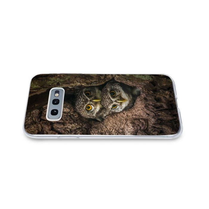 MuchoWow Handyhülle Eulen auf einem Baum Phone Case Handyhülle Samsung Galaxy S10e Silikon Schutzhülle VZ10954