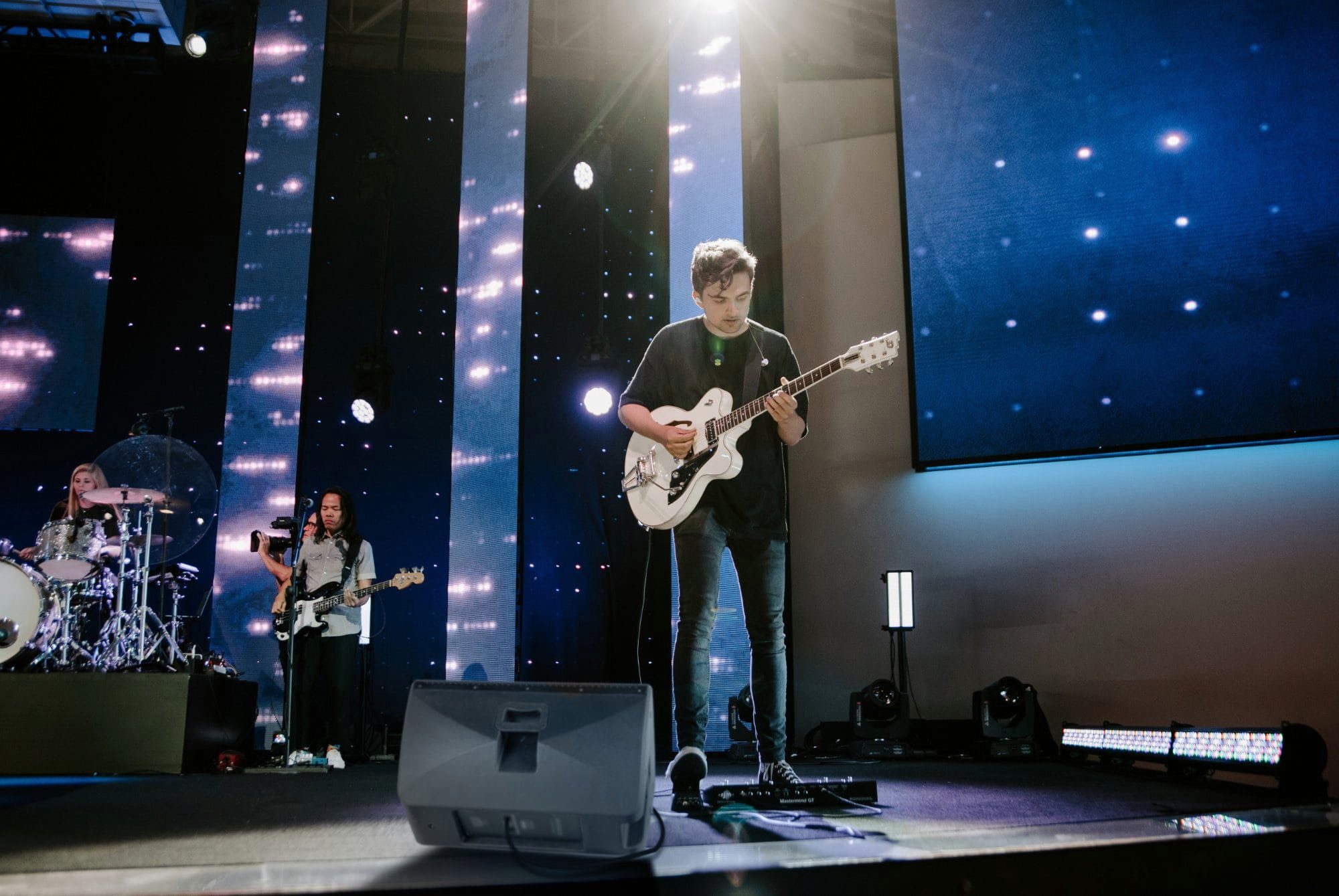 Pronomic Paar C-215 MP 15"- Passivboxen im Multifunktionsgehäuse Lautsprecher (350 W, passive 2-Wege Box mit 3 Tragegriffe & strapazierfähigem Gehäuse)