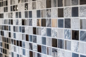 Mosani Mosaikfliesen Naturstein Rustikal Mosaikfliese Glasmosaik grau schwarz silber
