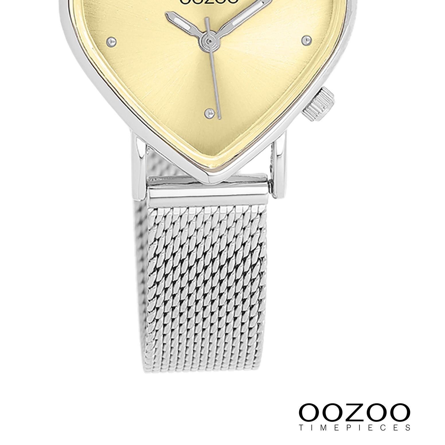 OOZOO Quarzuhr Oozoo Damen Armbanduhr OOZOO Timepieces, (Analoguhr), Damenuhr herzform, extra groß (28x29mm) Metallarmband, Fashion-Style