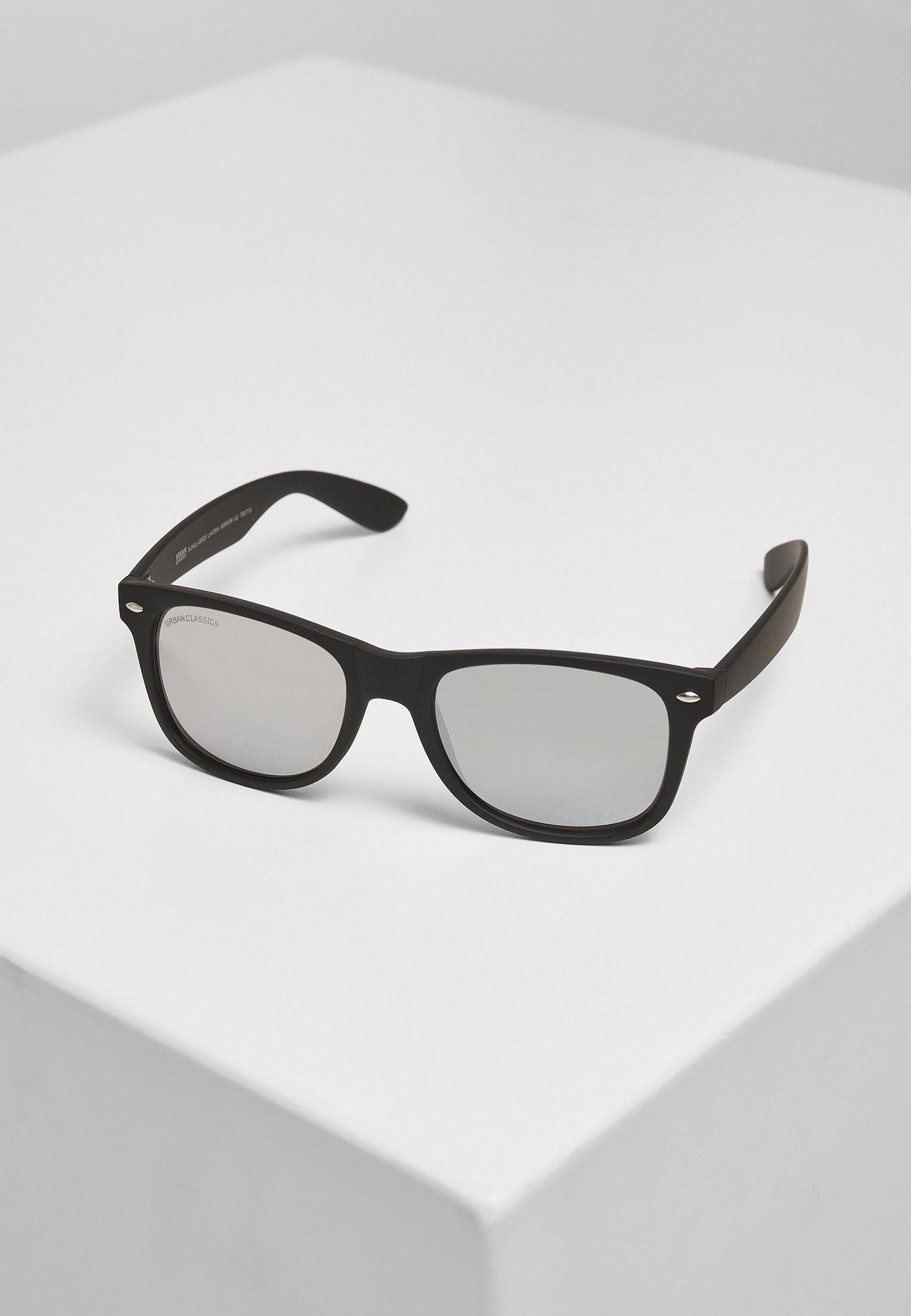 URBAN CLASSICS Sonnenbrille black/silver UC Likoma Mirror Accessoires Sunglasses
