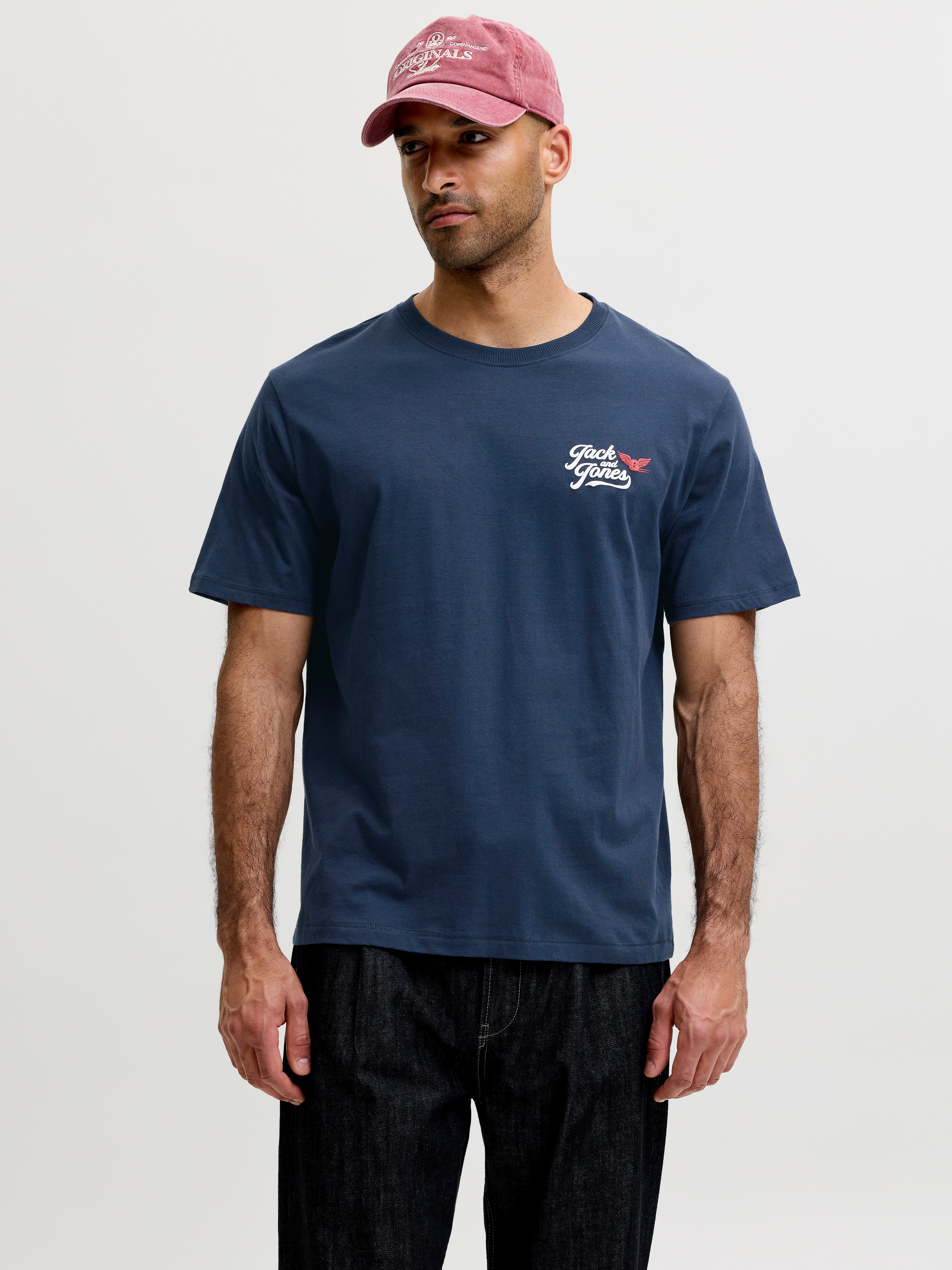 Jack & Jones T-Shirt JJLEGEND TEE SS CREW NECK Baumwolle, locker geschnitten