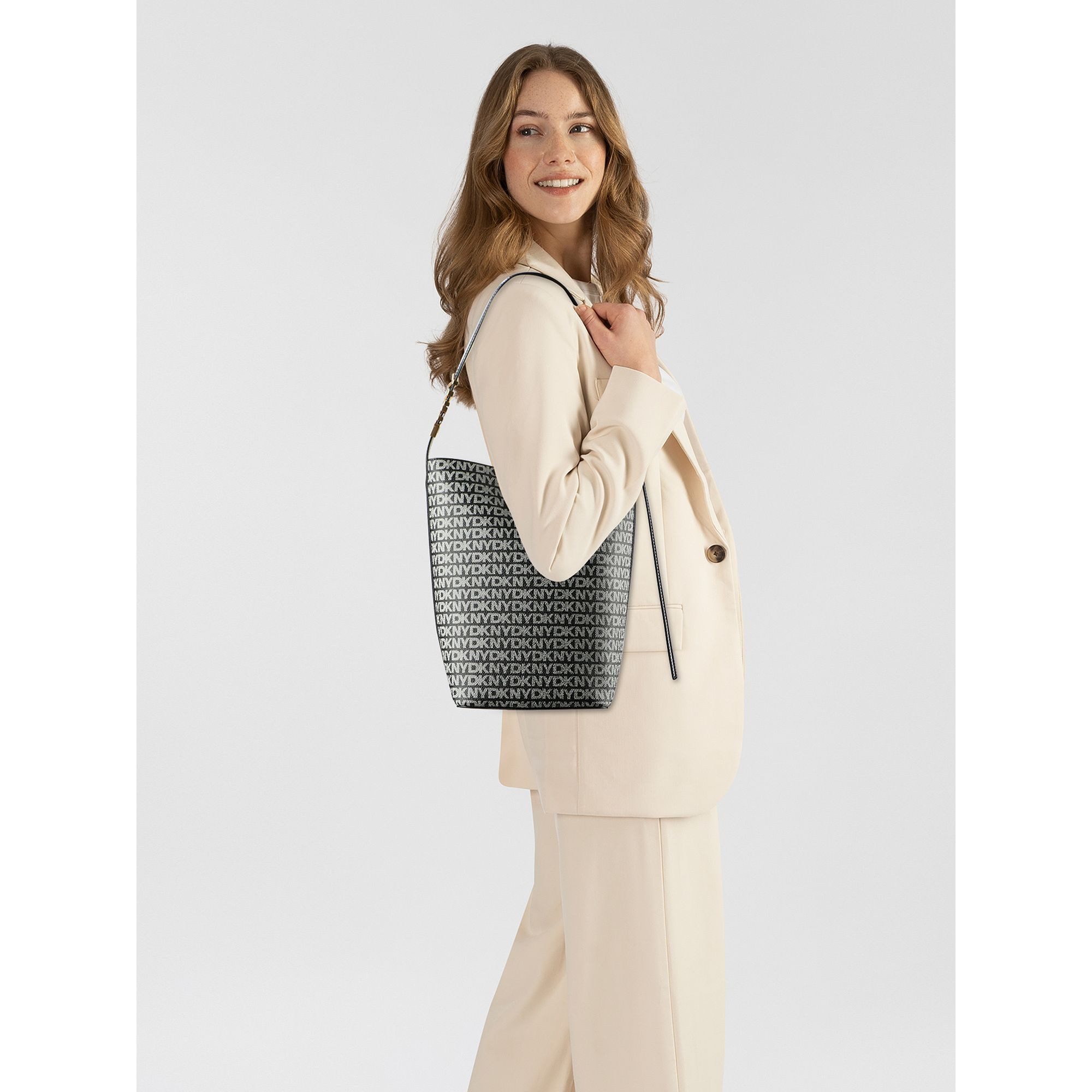DKNY Beuteltasche Avril, PVC