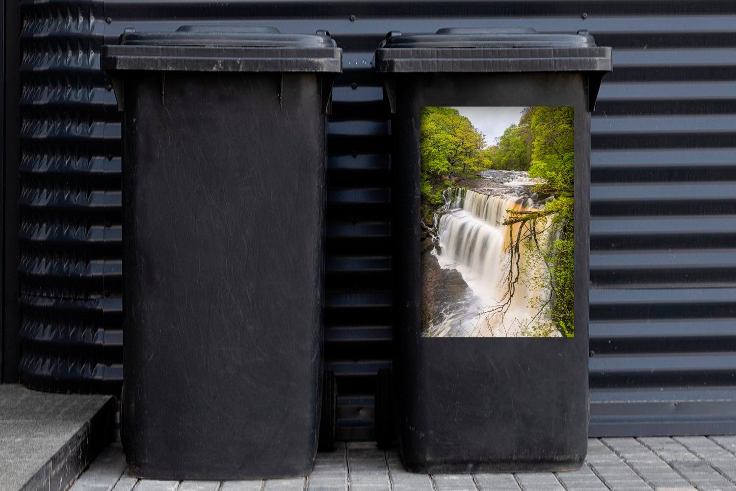 Beacons des Sticker, Abfalbehälter Mülltonne, (1 Mülleimer-aufkleber, in National Park Wasserfälle den Container, Wandsticker St), Verlassene Brecon Flüssen MuchoWow