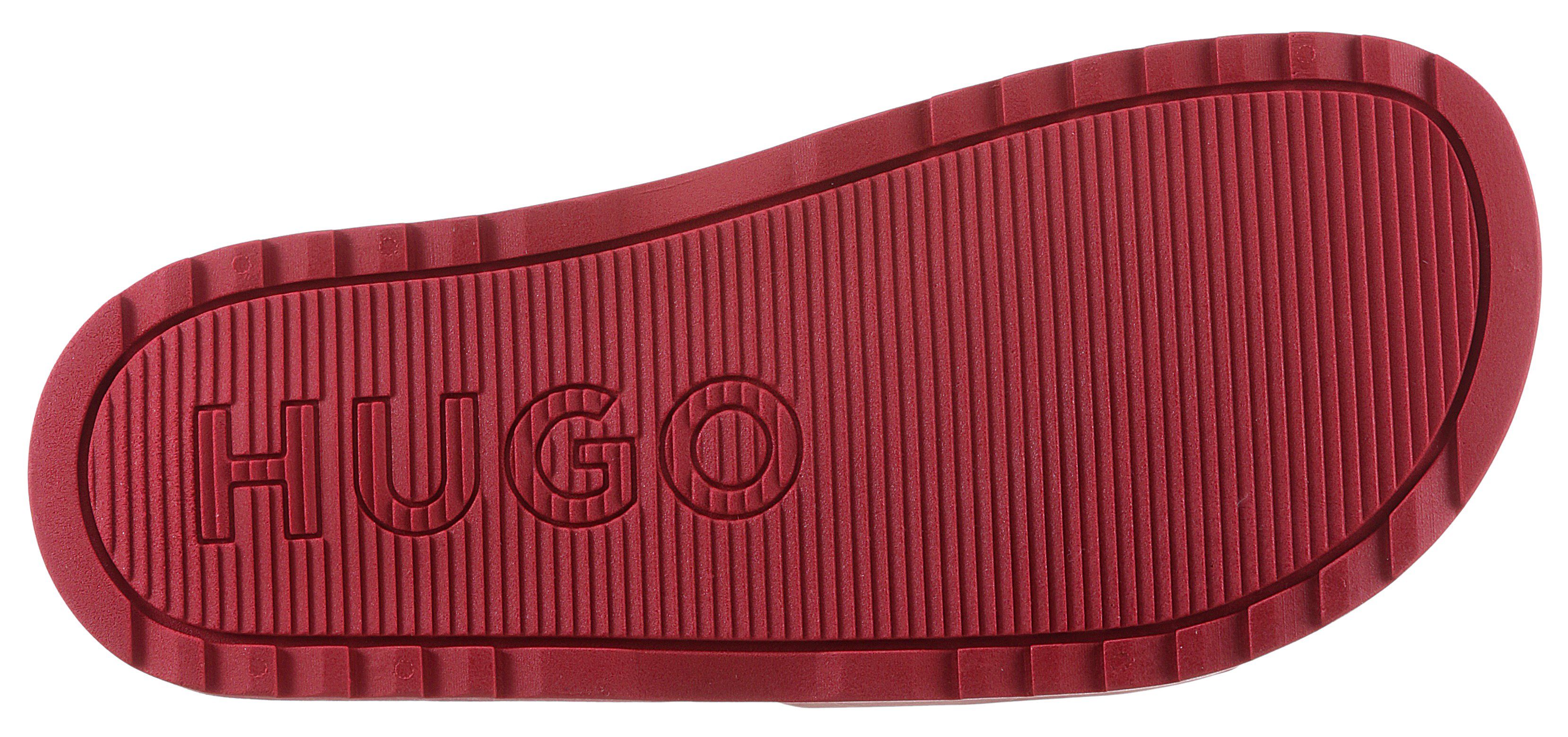 rot Match mit Slid Badepantolette it HUGO Logoschriftzug