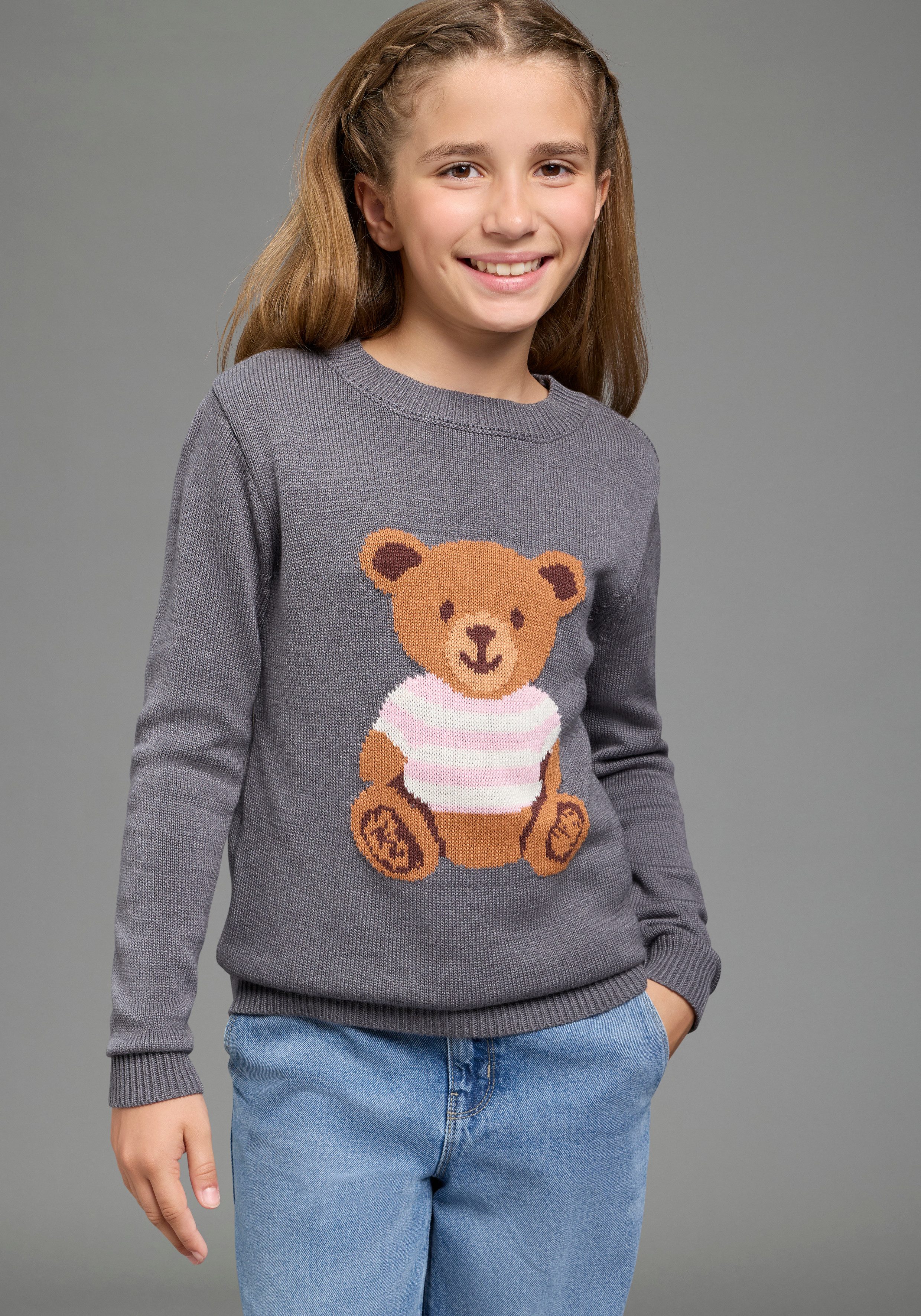 KIDSWORLD Strickpullover Pullover mit Bär-Design aufwendiger Jaccquardpulli aus Baumwolle, hüftlange Passform. € 29,99, (€ 29,99 pro 1 Stk).