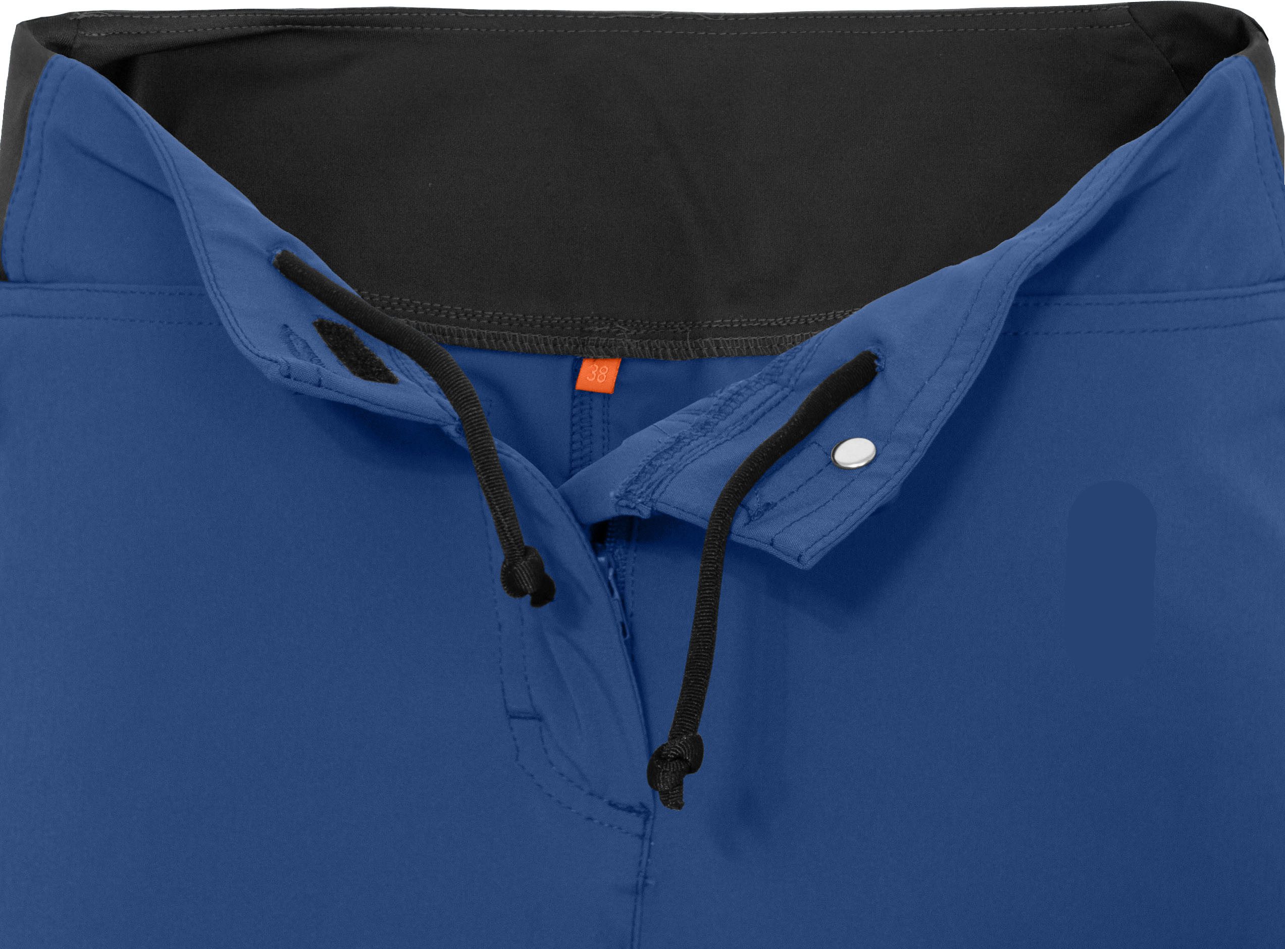 Bergson Outdoorhose AALBORG Vario Bermuda Damen Wandershorts, recycelt, elastisch, sportlich, Normalgrößen, blau