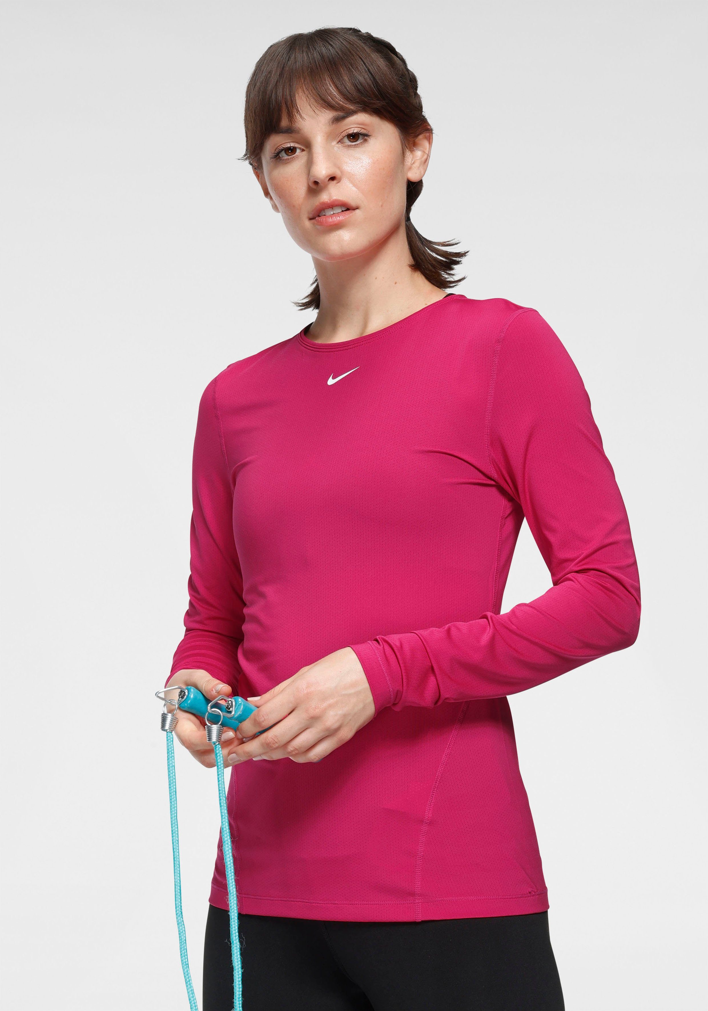 nike slim fit long sleeve