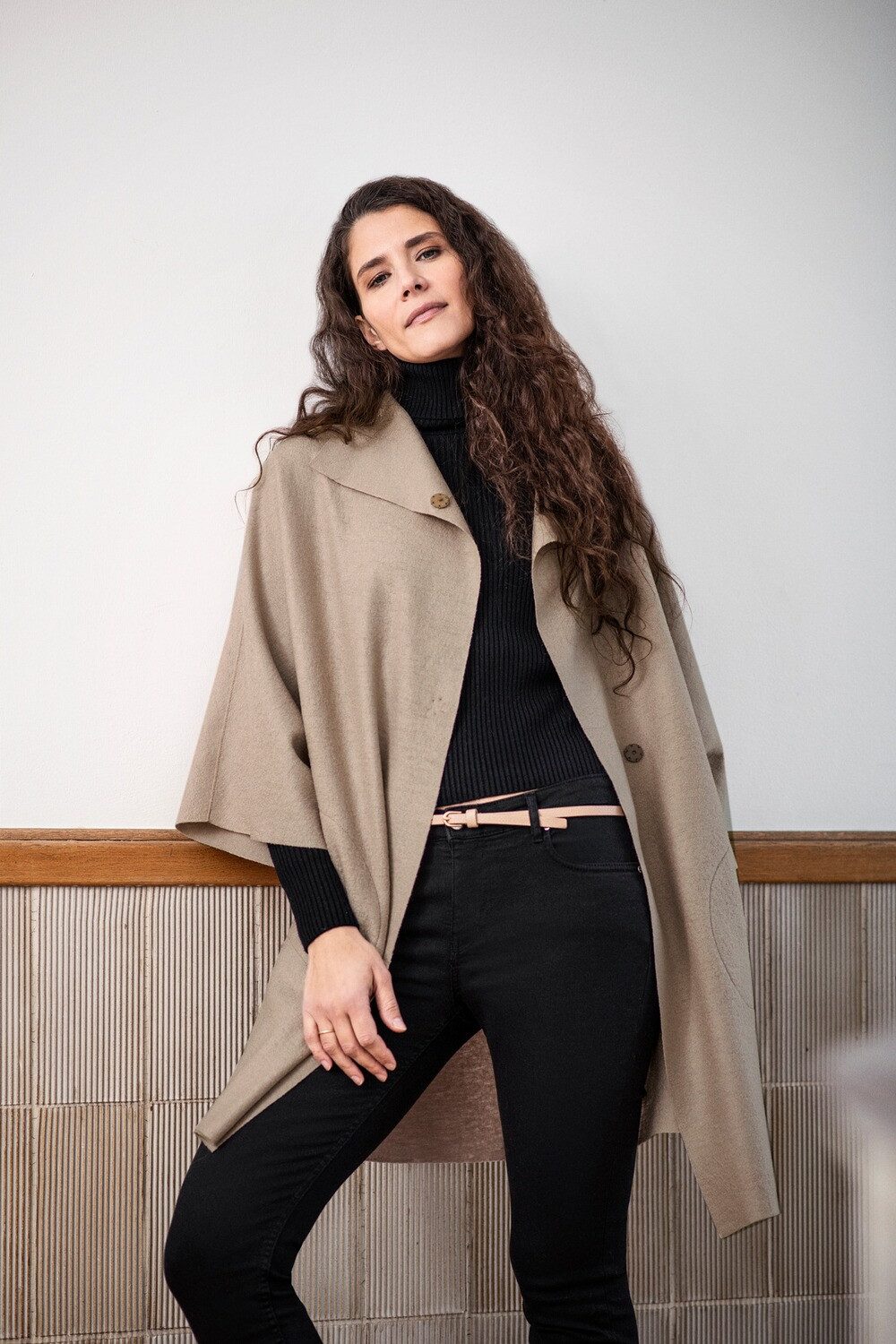 Highmoor Cape Cape-Mantel