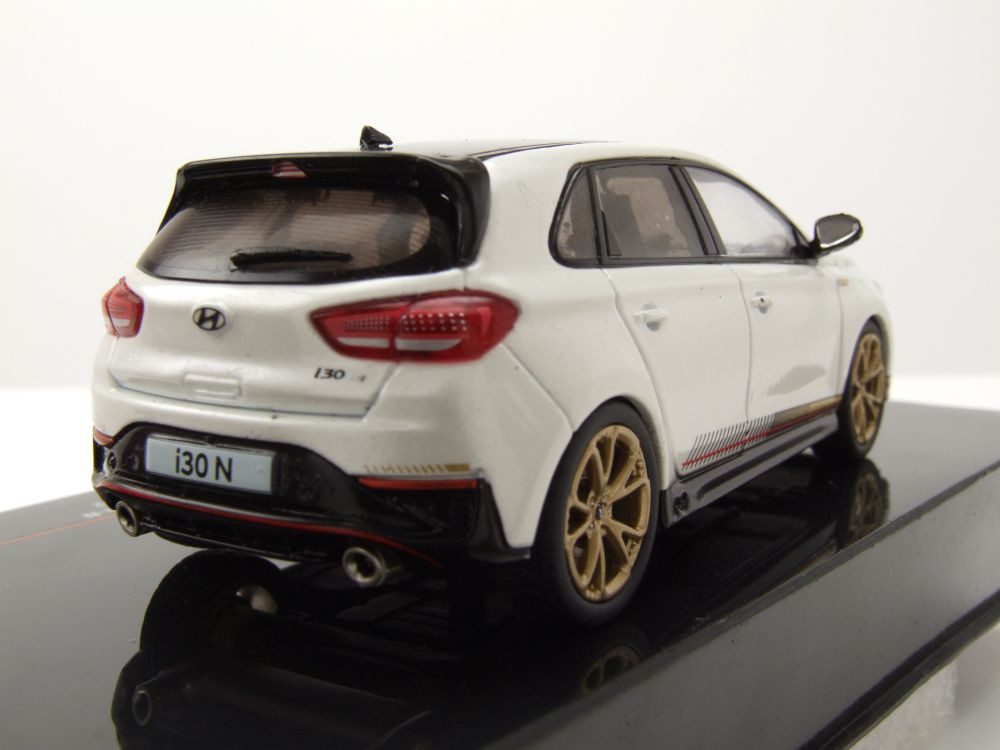 ixo Models Modellauto Hyundai i30 N Drive-N Limited Edition 2022 weiß metallic, Maßstab 1:43