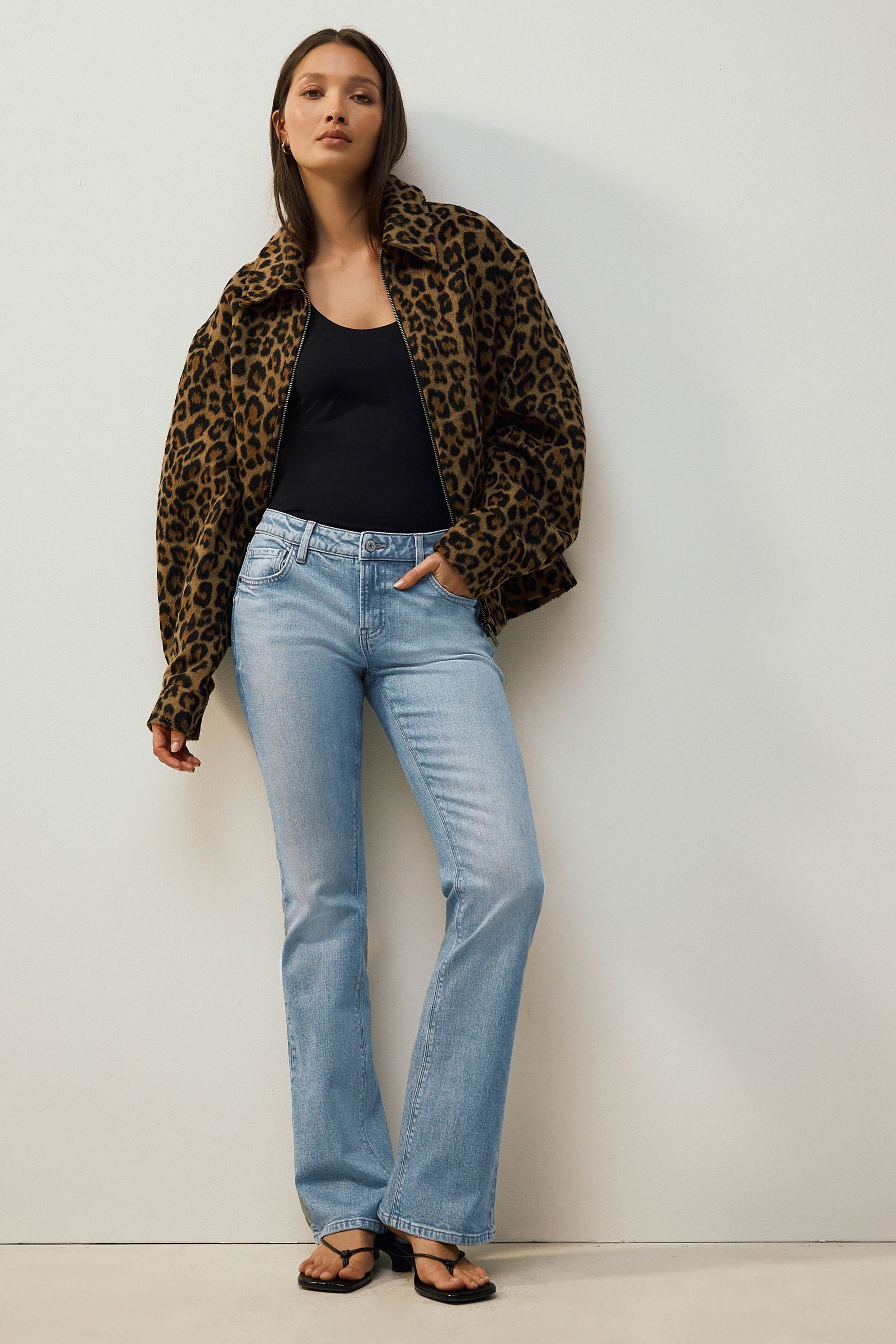 Next Bootcut-Jeans Bootcut Jeans mit niedriger Leibhöhe (1-tlg)