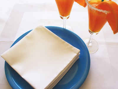 Libusch® Stoffserviette Cocktailservietten weiß, ohne Muster, 30x30cm, Baumwolle, (Menge wählbar, 10 St., Set), uni weiß, Vollzwirn