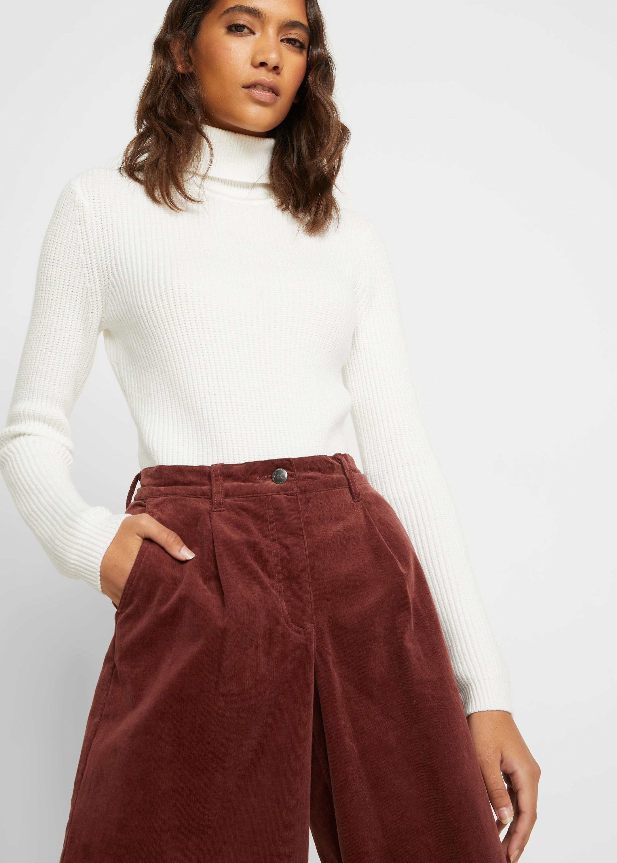 bonprix Cordhose Culotte aus Stretchcord, lockere Passform, hoher Bund, 7/8-Länge