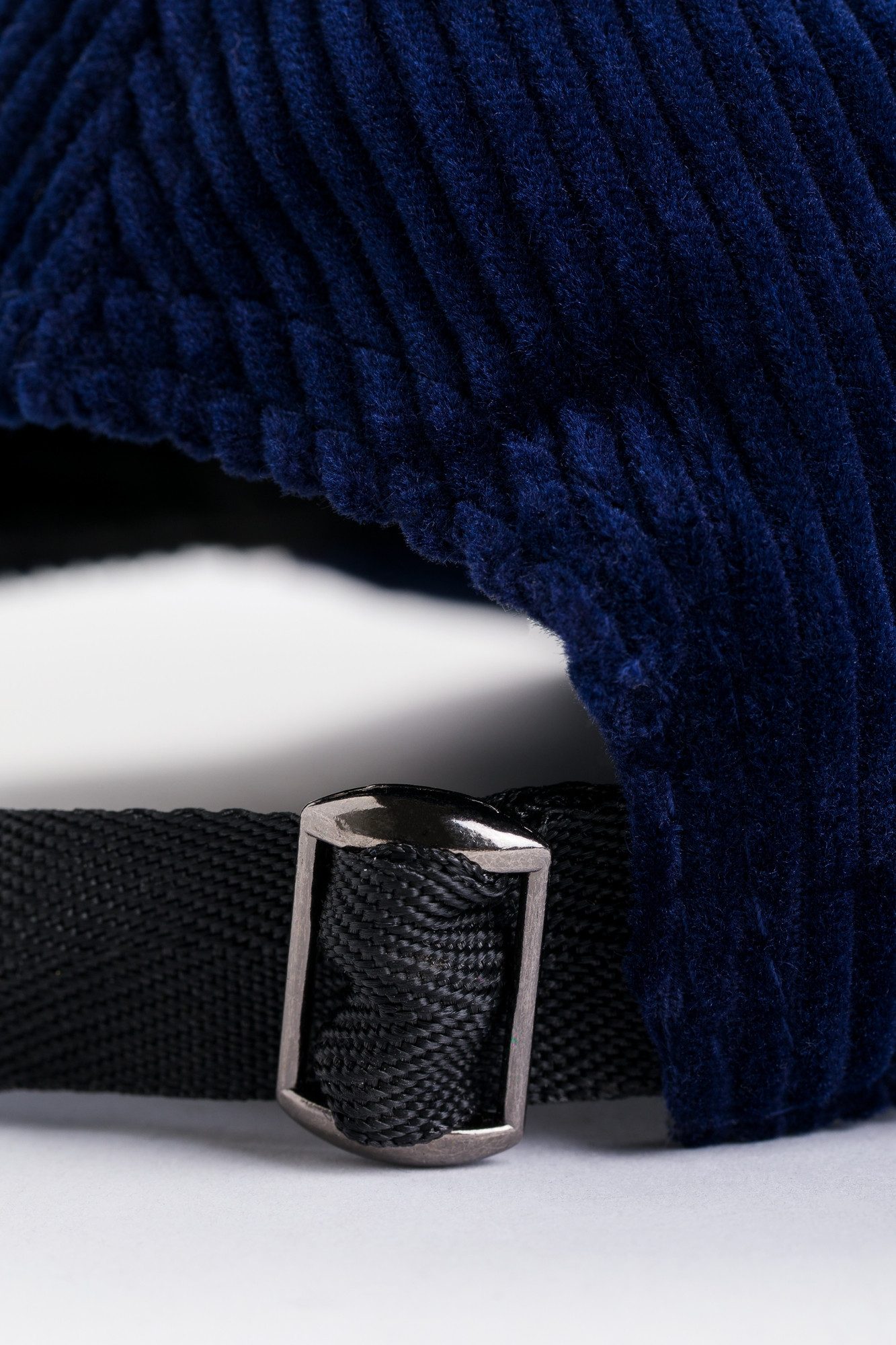 MUSTANG Baseball Cap "Rowan" mit gerundetem Schirm, aus Baumwolle in Cord-Optik, unifarben