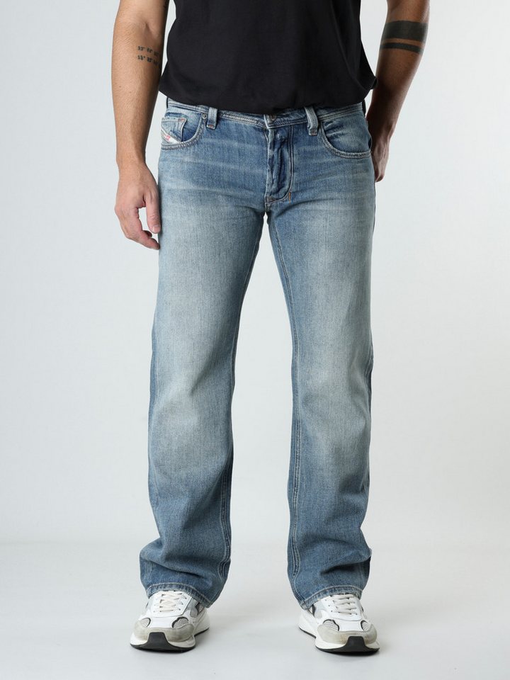 Diesel Straight-Jeans reguläre, gerade Beinform - 1985 LARKEE niedrige Leibhöhe