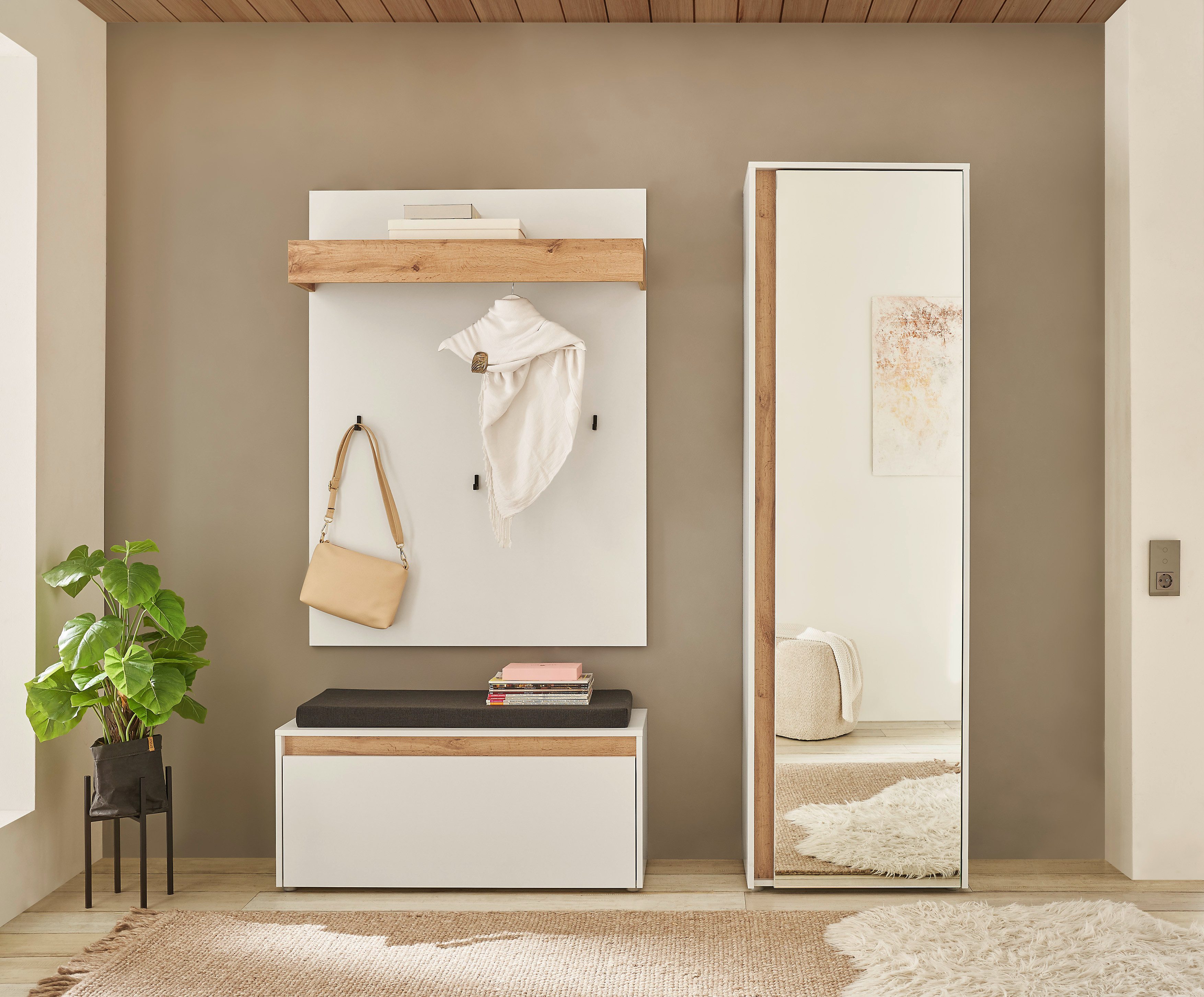 Home affaire Garderoben-Set GIRON/CiTY, moderne Garderobe, Komplettset mit viel Stauraum, (Komplett-Set, 3-St), enthält Garderobenschrank, Paneel, Schuhbank inkl. Sitzkissen