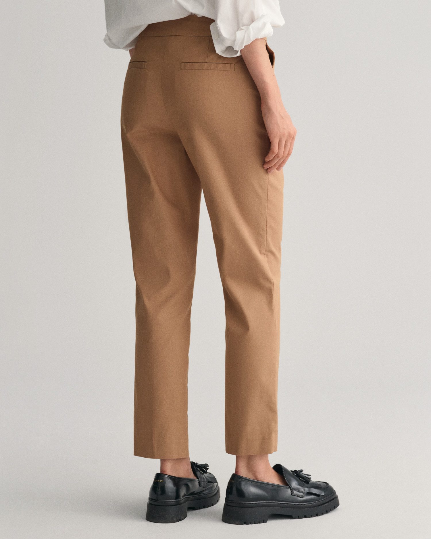 Gant Stoffhose SLIM SLACK mit Bügelfalten an Vorder- und Rückseite