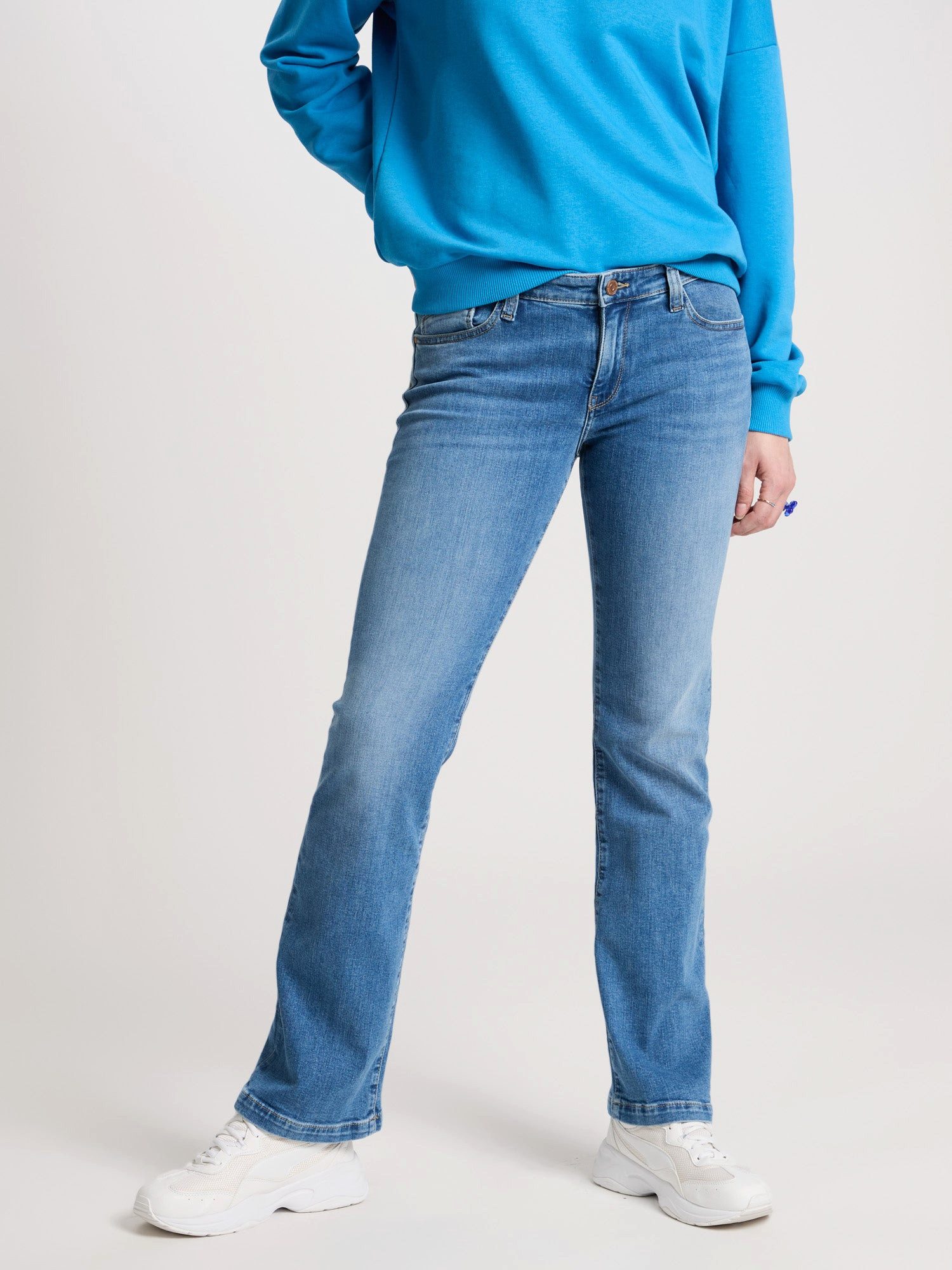 CROSS JEANS® Stretch-Jeans CROSS JEANS LAUREN mid blue H485-027