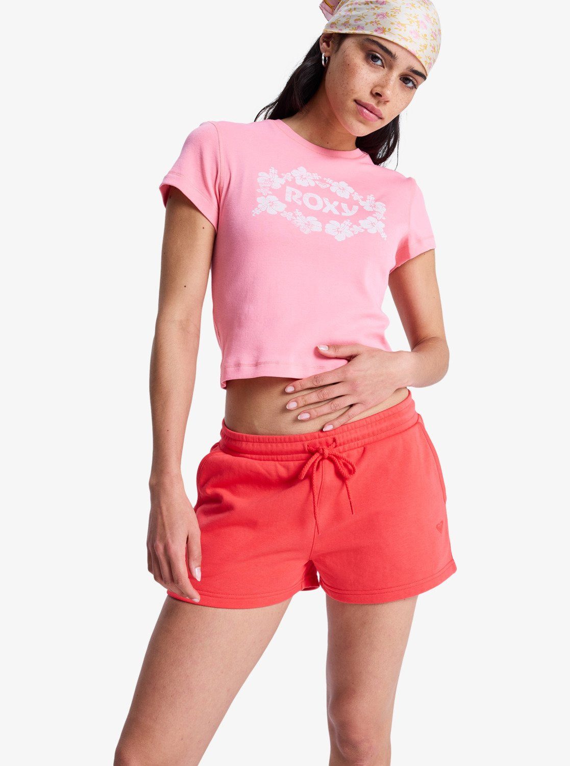 Roxy Sweatshorts SURF STOKED SHORT TERRY sportlicher Stil, für Freizeit und entspannte Aktivitäten