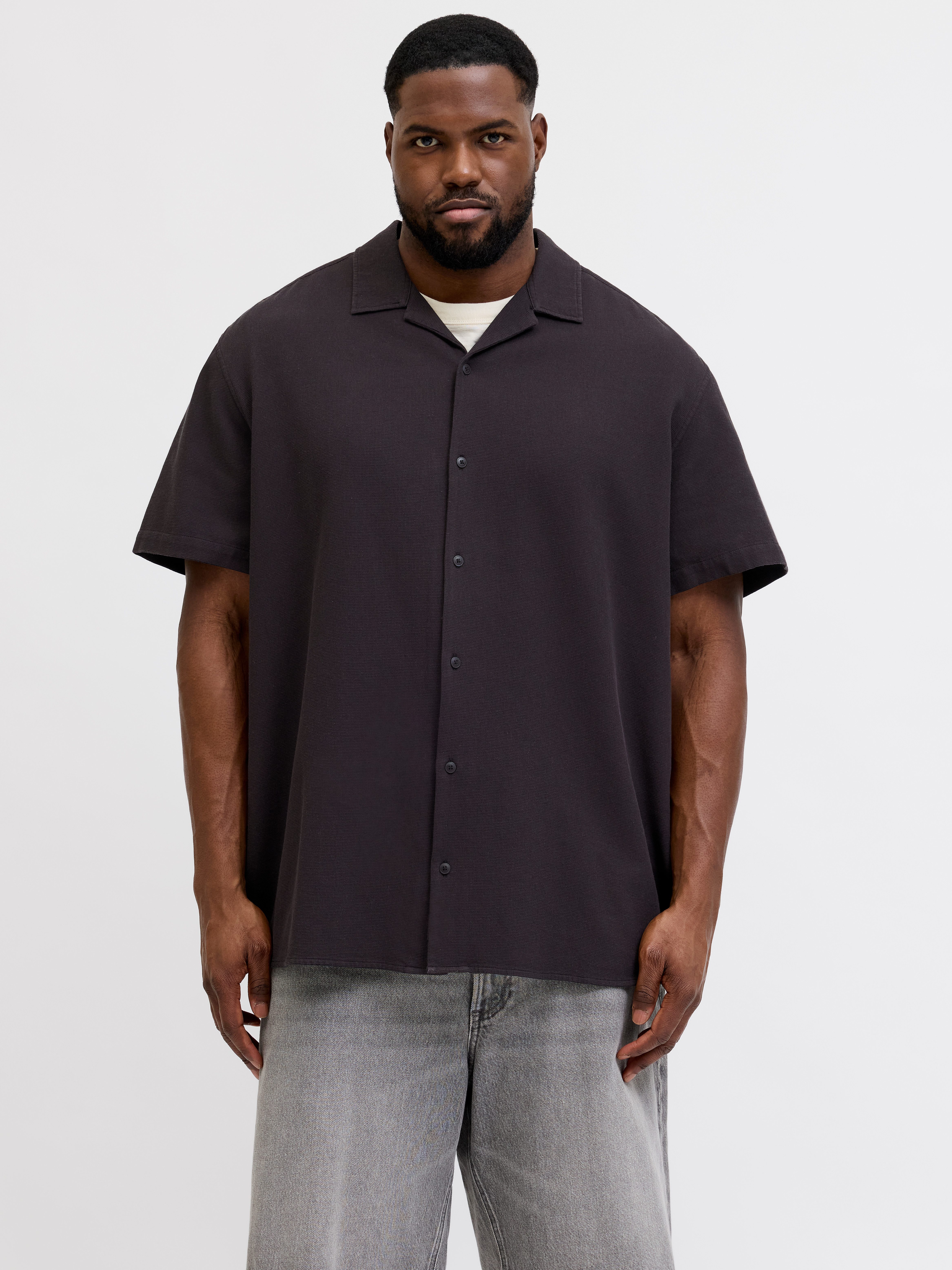 Jack & Jones PlusSize Kurzarmhemd JJGLOBAL WAFFLE RESORT SHIRT SS PLS mit Knopfleiste