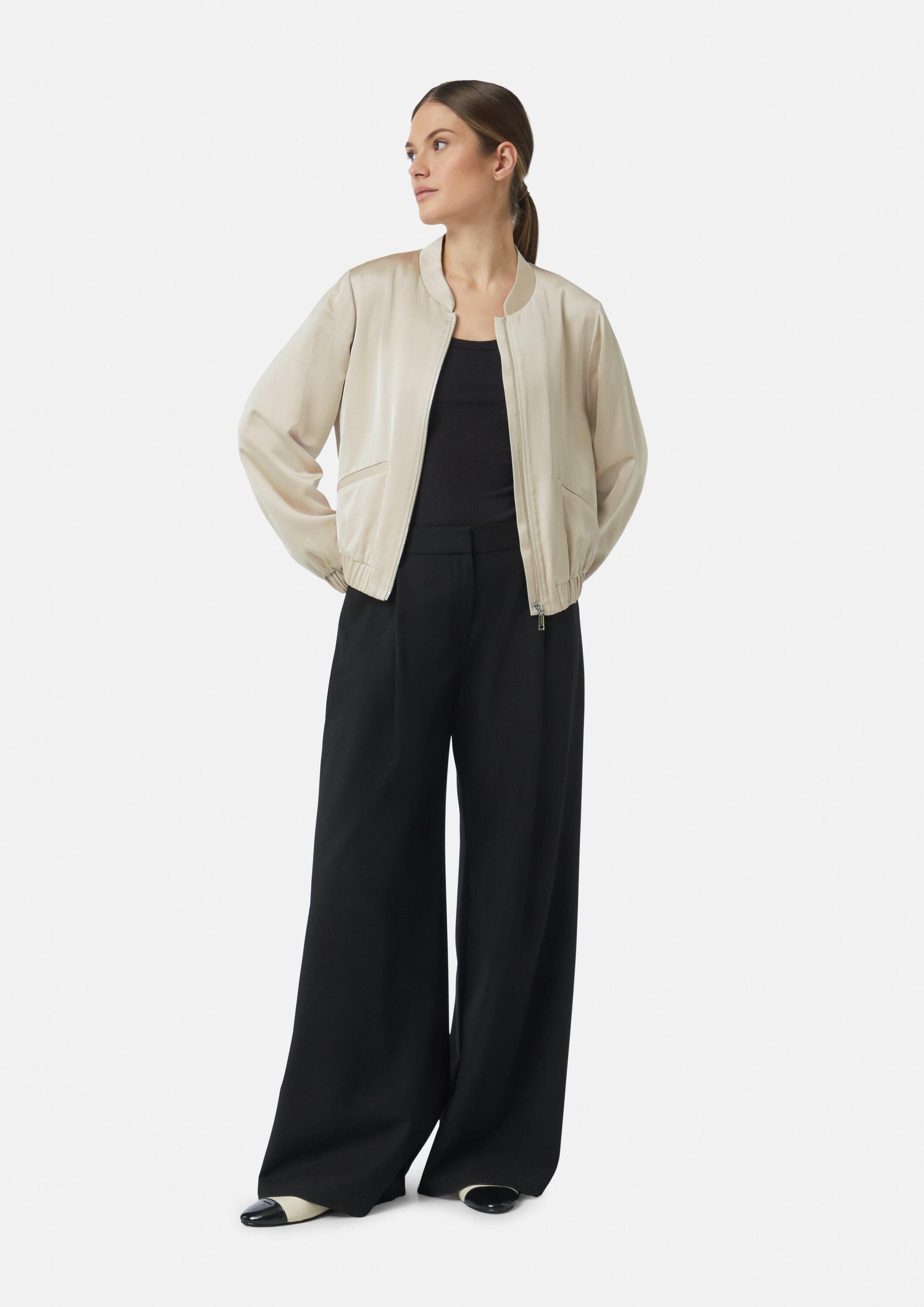 comma Funktionsjacke Indoor-Jacke Blouson aus Satin