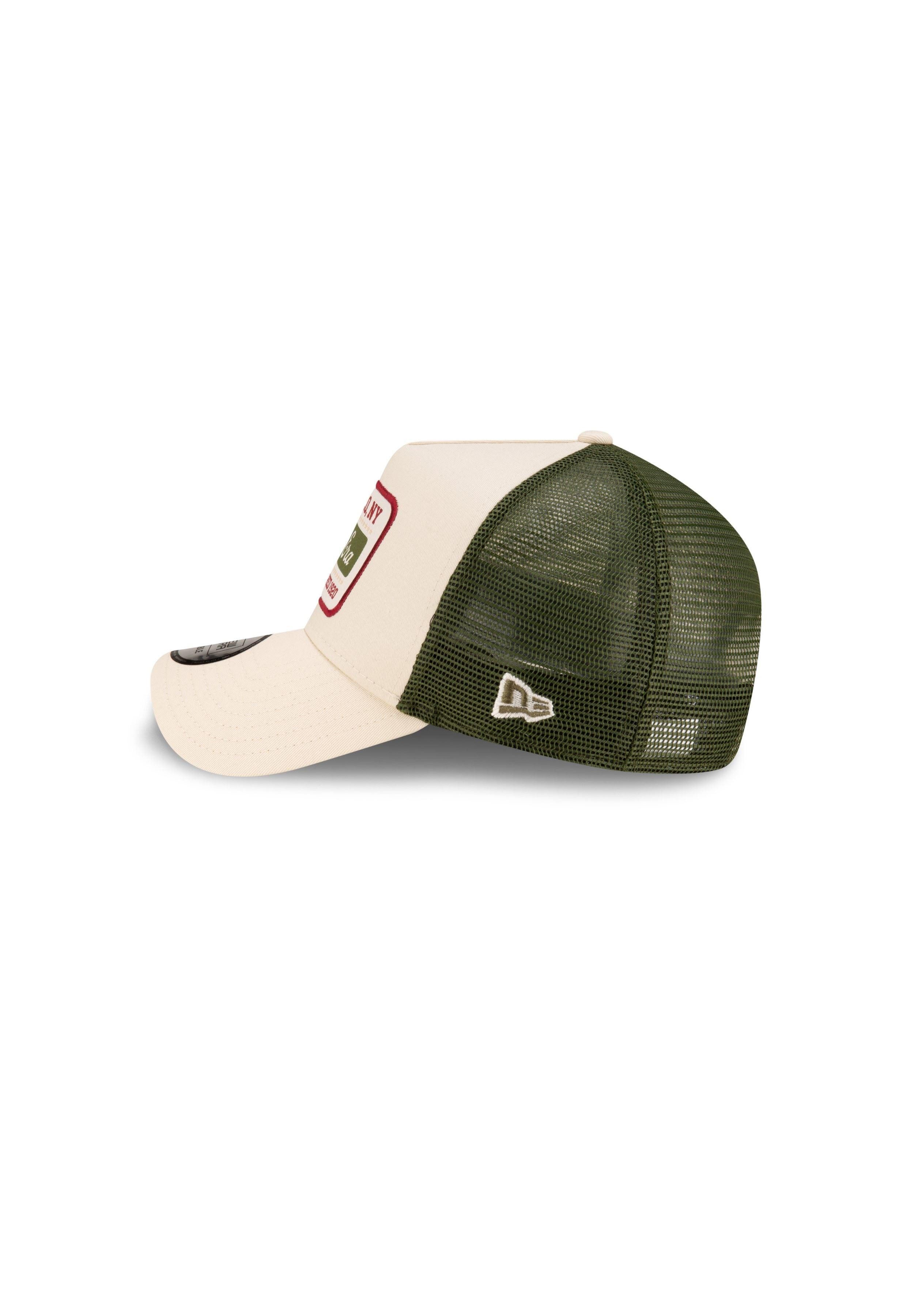 New Era Baseball Cap NE Script Patch Beige Verstellbare A-Frame Trucker Cap New Era (1-St)