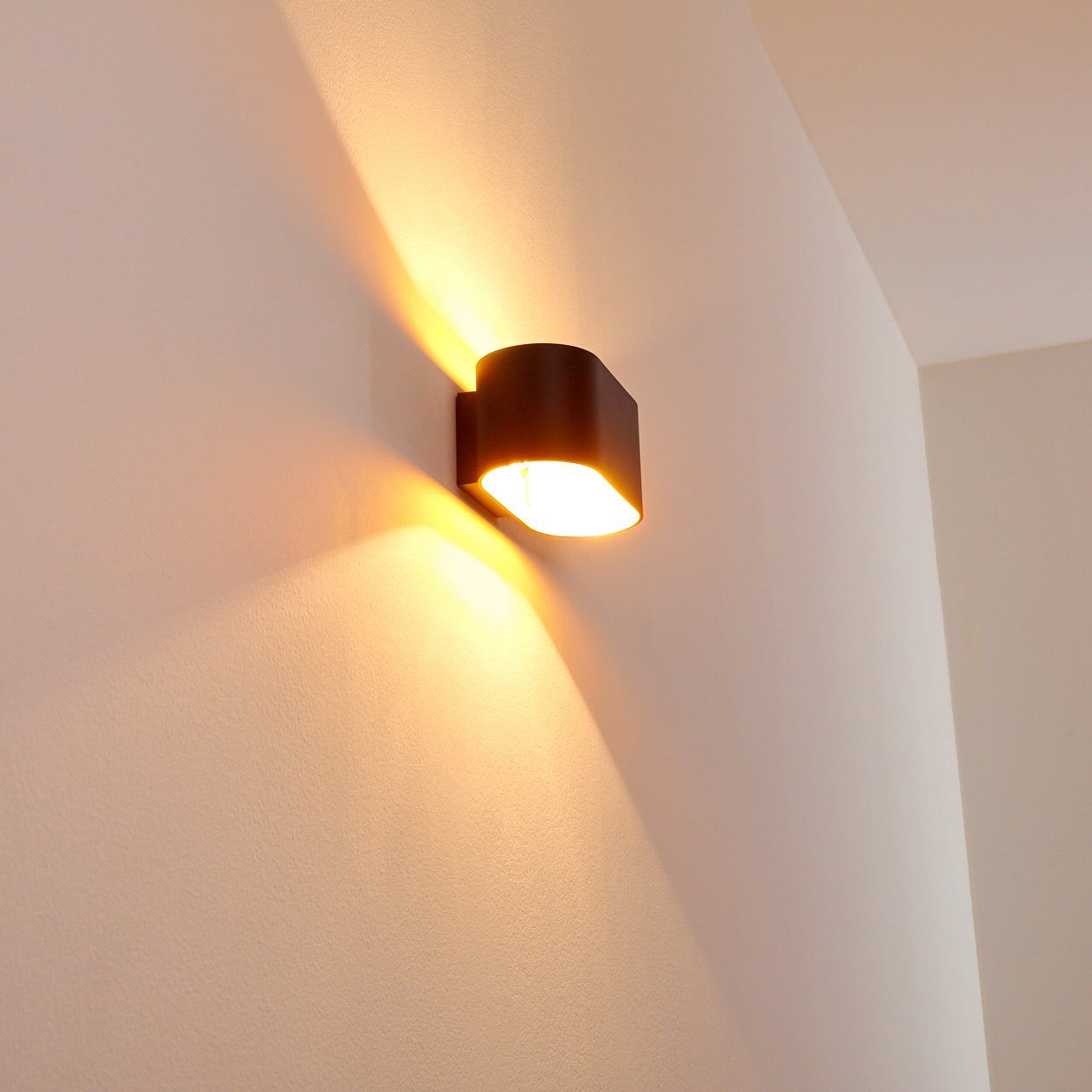 hofstein Wandleuchte »Leuca« Wandlampe aus Metall in Schwarz/Gold, ohne Leuchtmittel, moderne mit Lichteffekt, 1xG9, Innen mit Up & Down-Effekt