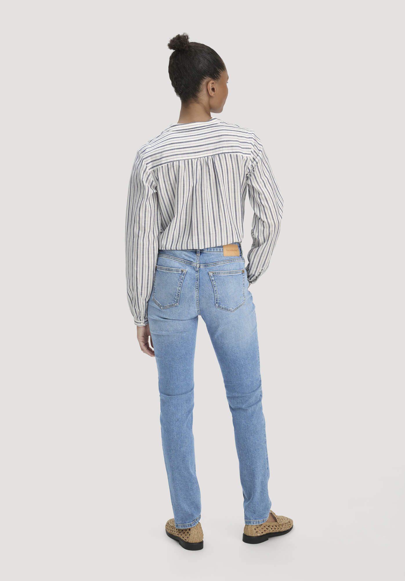 Hessnatur Bequeme Jeans aus Bio-Denim (1-tlg) aus Bio-Denim