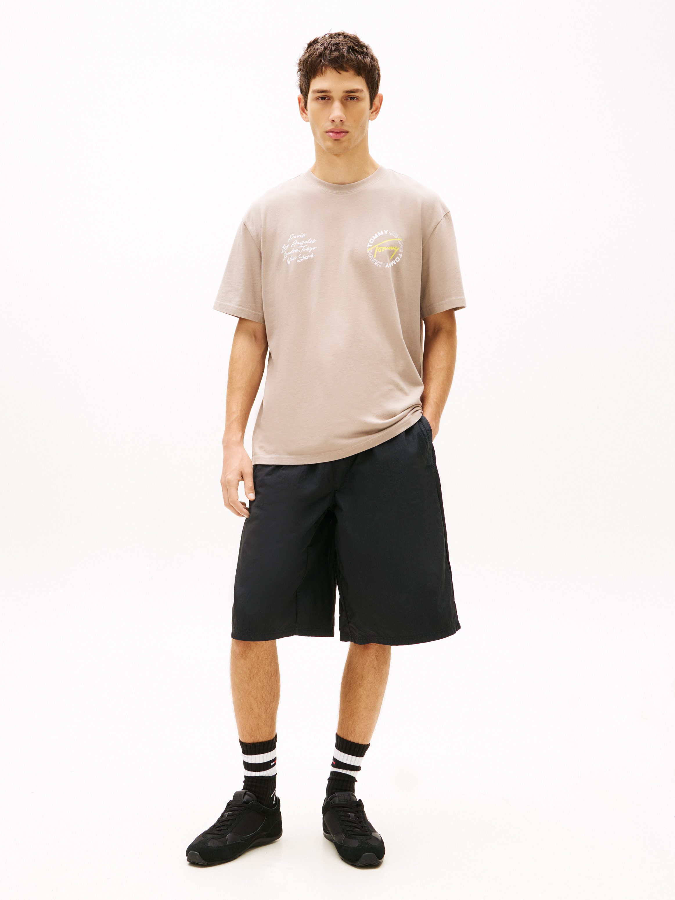 Tommy Jeans T-Shirt TJM RELAXED SIGN CIRCLE mit Markenprint, Rundhals