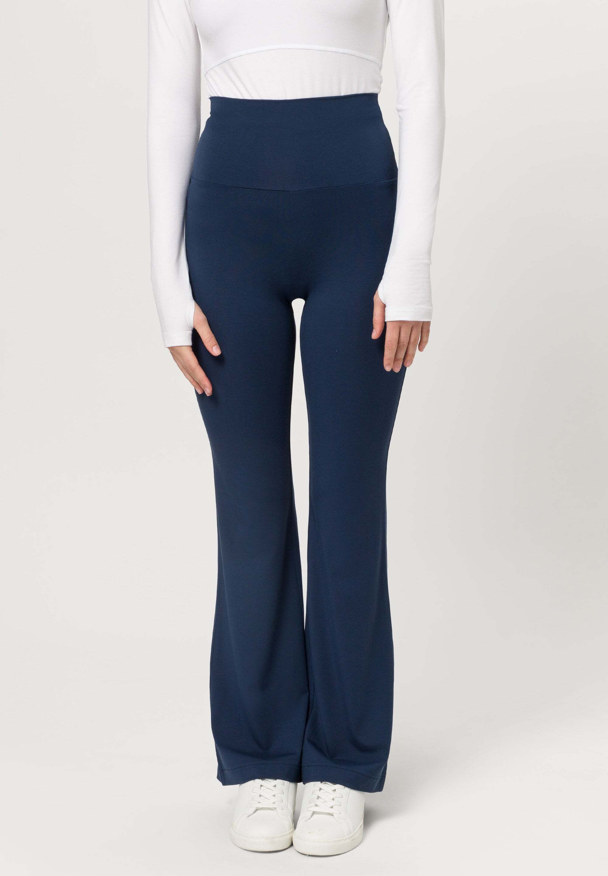 SNOCKS Highwaist Leggings Les Lunes by SNOCKS Schlaghose - BELLE (1-tlg) mit hohem, elastischem Taillenbund und ausgestelltem Bein