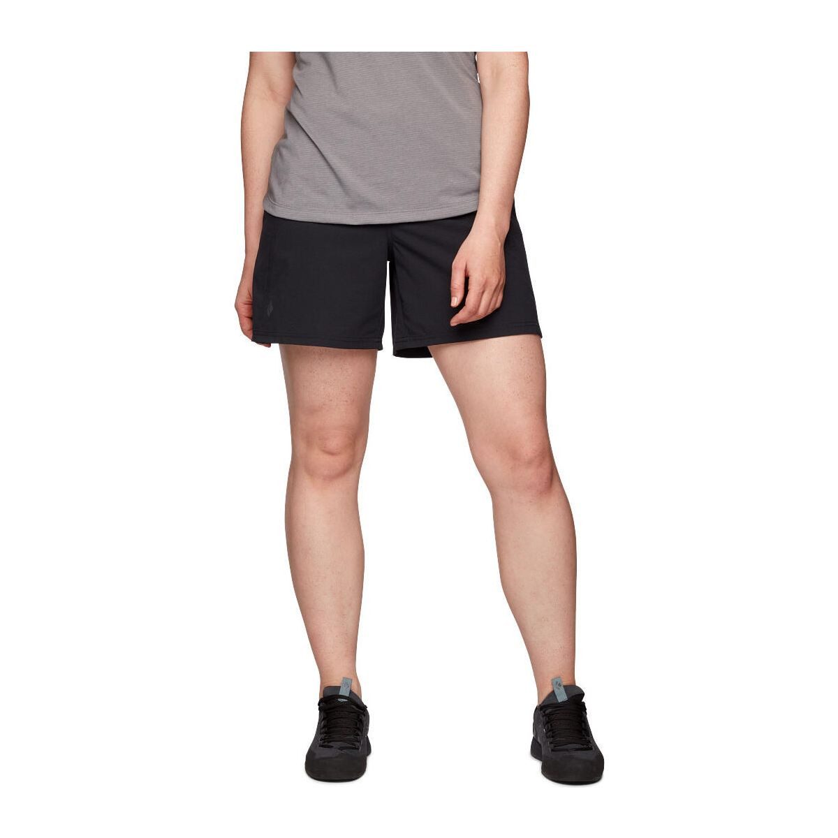 Black Diamond Funktionsshorts W Sierra Shorts Bequeme und funktionale Shorts mit optimaler Bewegungsfreiheit und