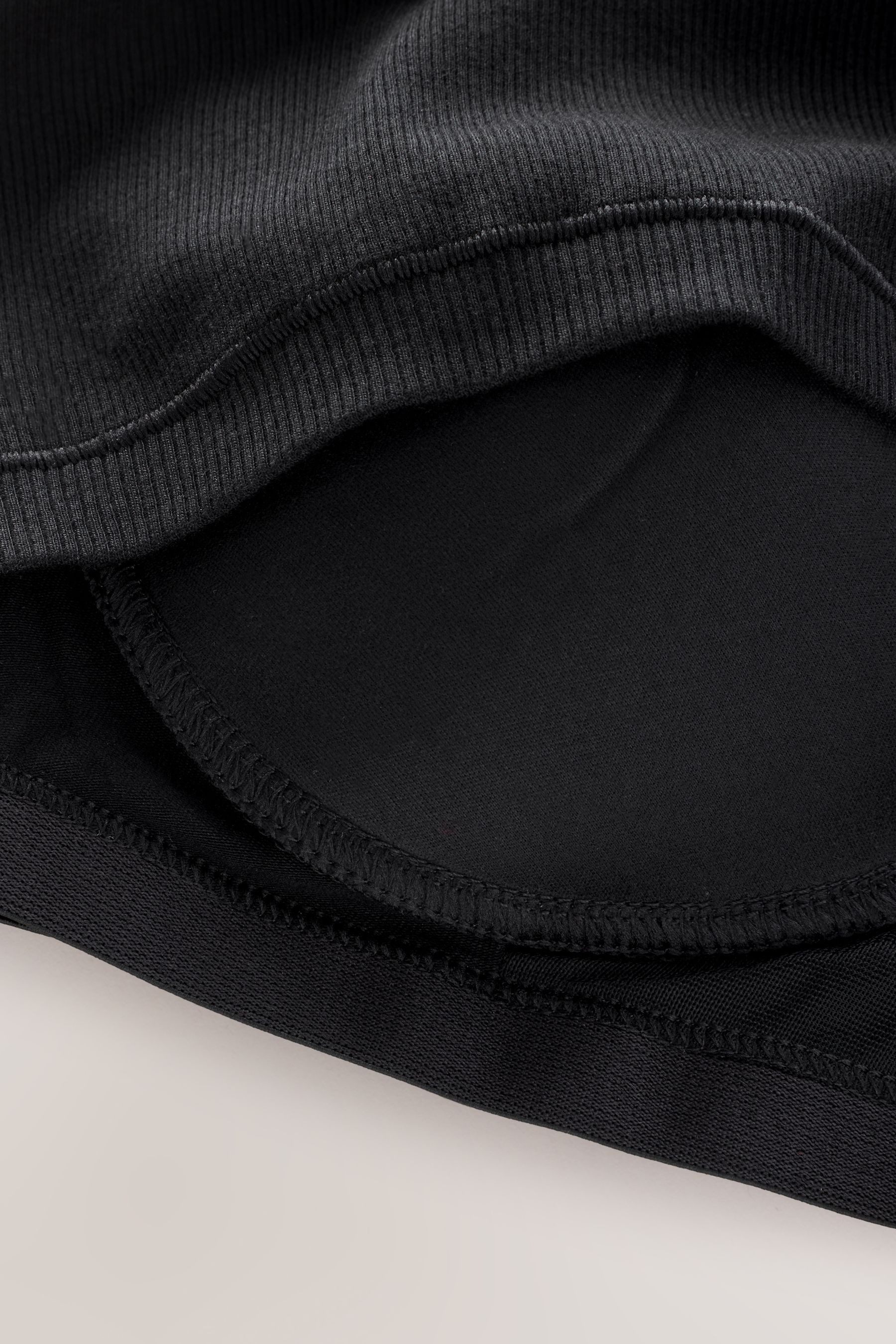 Next Langarmshirt Geripptes Langarmoberteil mit verdecktem Support (1-tlg)