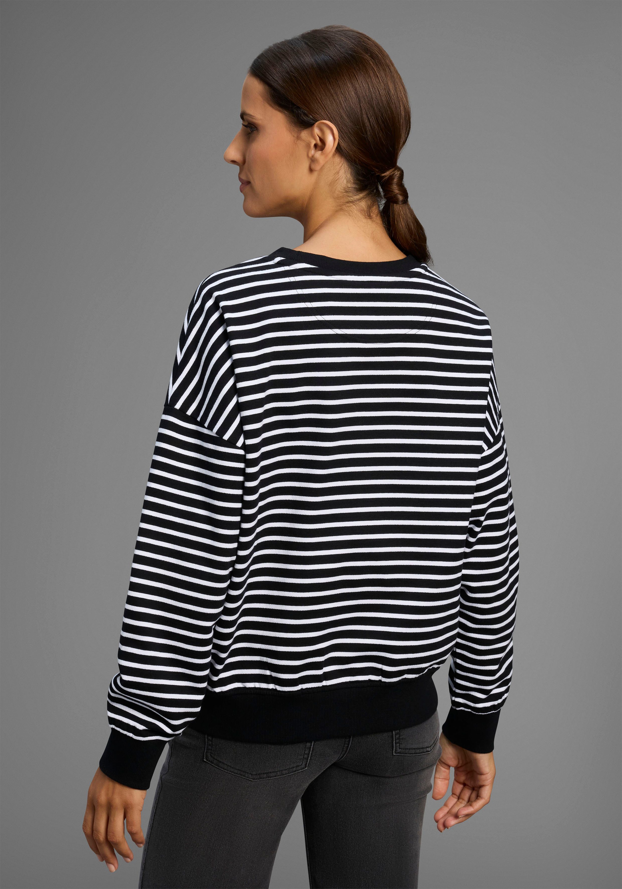 KangaROOS Sweatshirt im Oversize Look mit schimmerndem Frontprint