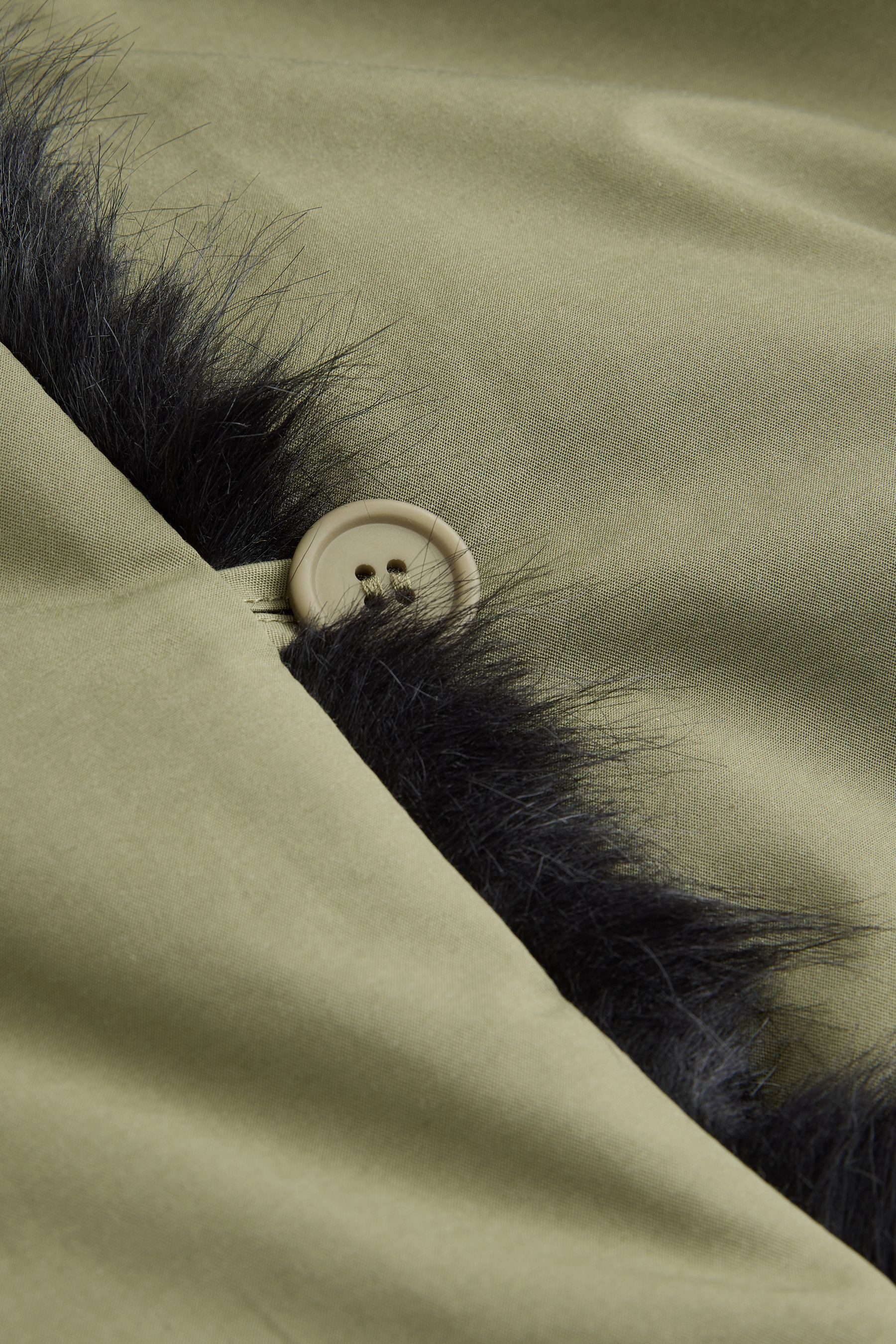 Next Fellimitatmantel Parka mit Kapuze und Kontrast-Kunstfellbesatz (1-tlg)