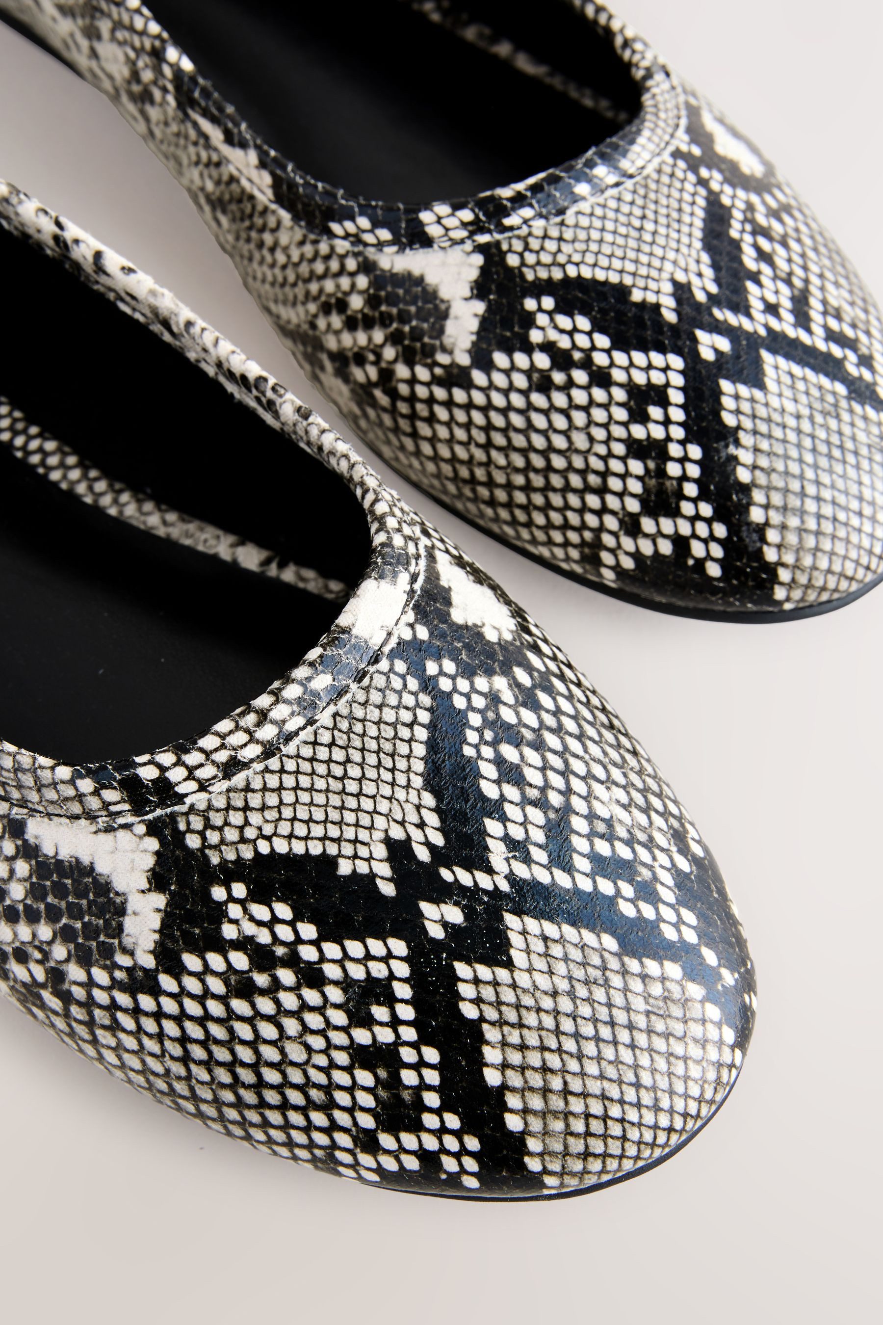 Next Forever Comfort® runde Ballerinas mit Schleife Ballerina (1-tlg)