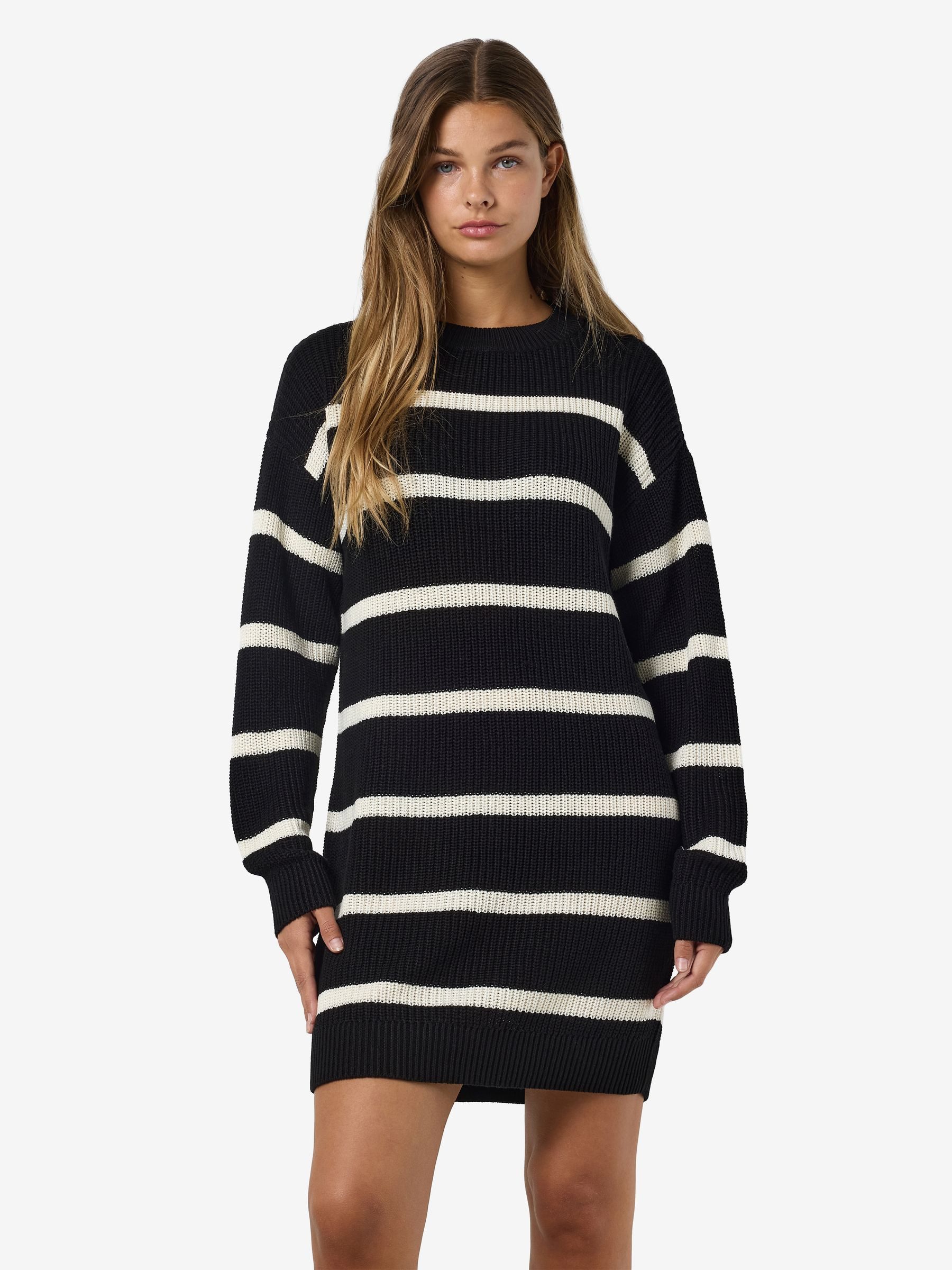 Noisy may Strickkleid Gestreift, bequem, vielseitig einsetzbar für Damen (mini, 1-tlg) Baumwolle Loose Fit Rundhals Langarm Gestreift wärmend