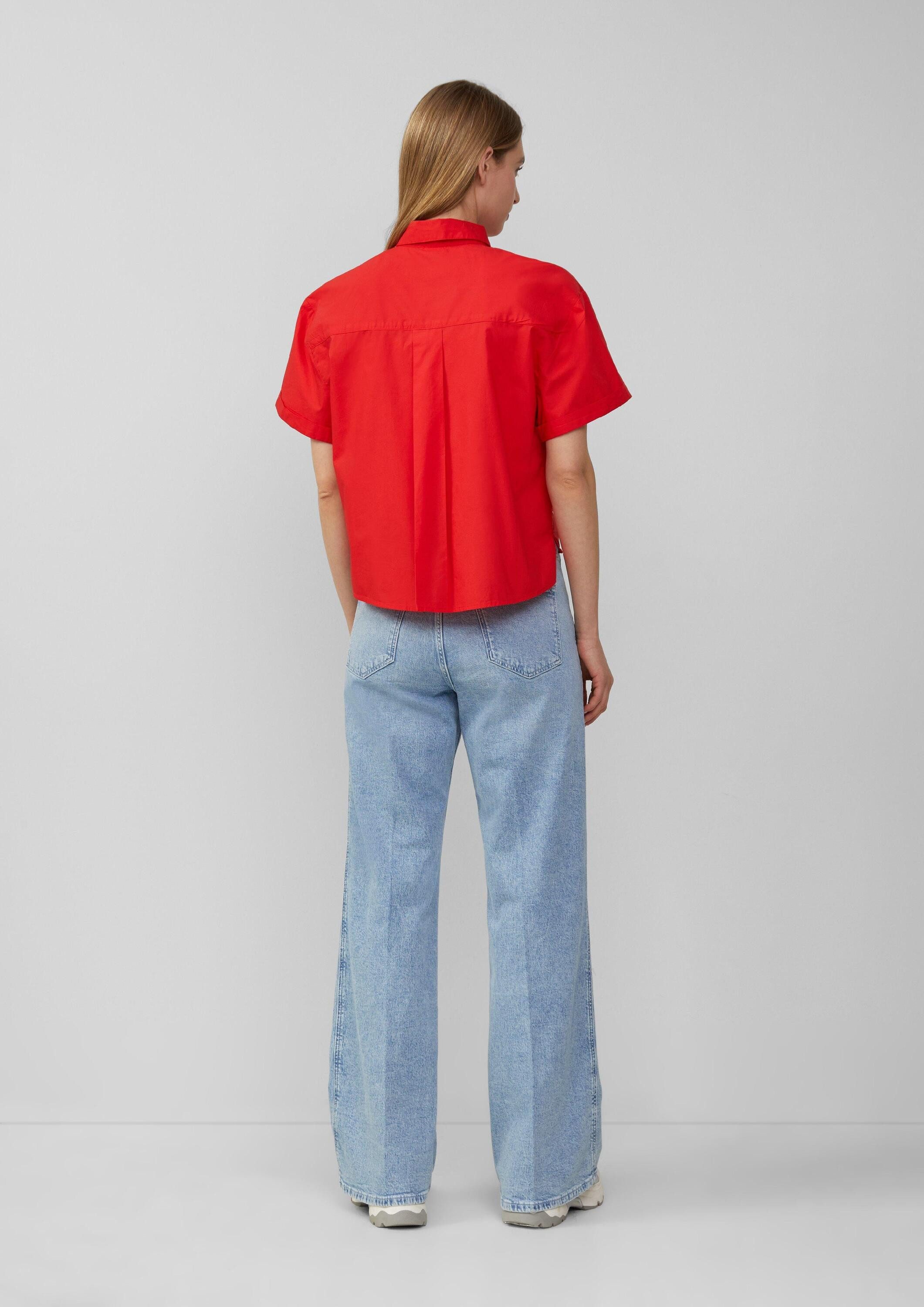 s.Oliver Kurzarmbluse Bluse Verkürzte Hemdbluse im Relaxed Fit mit aufgesetzten Taschen