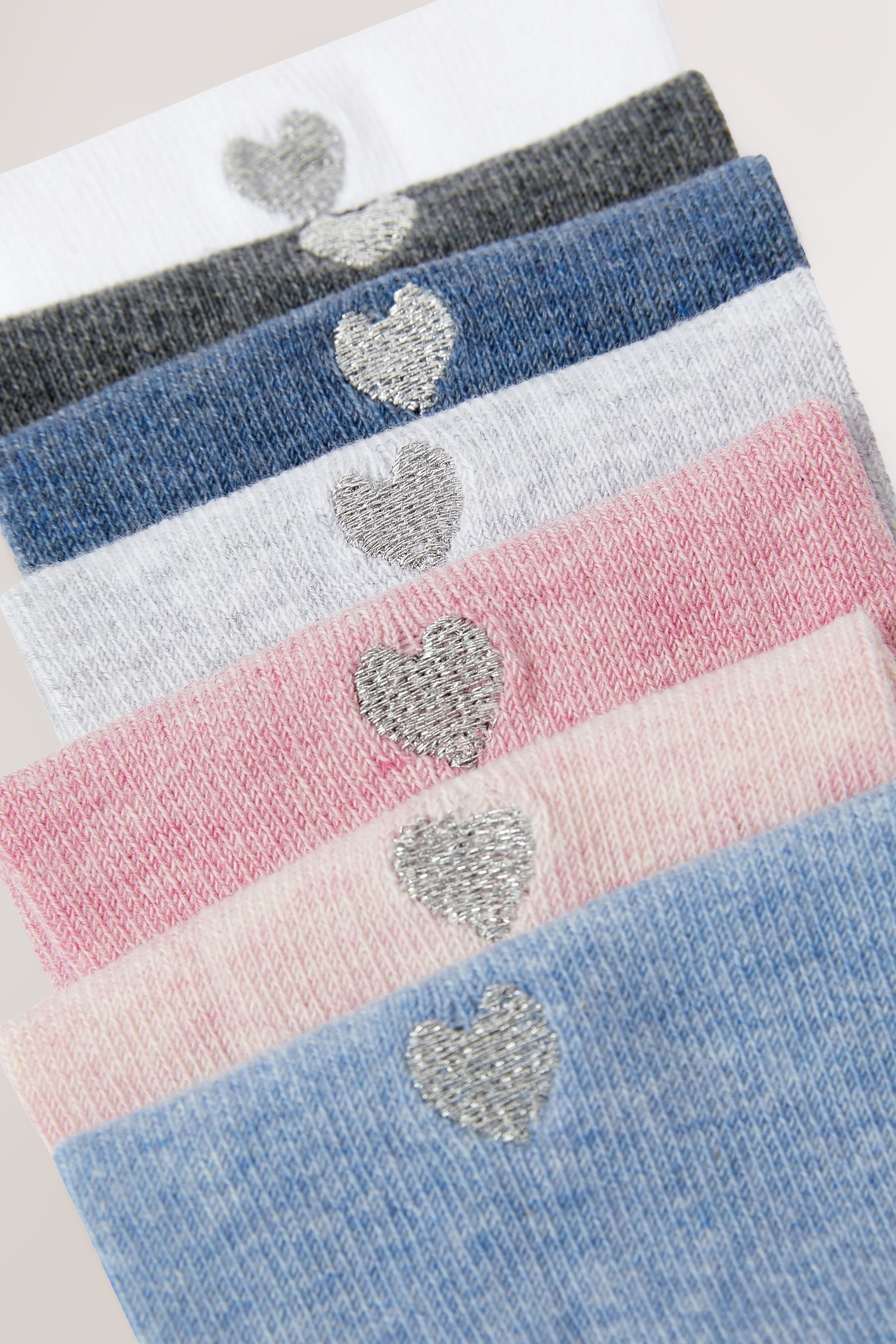 Next Kurzsocken Socken mit Baumwolle und Herzstickerei, 7er-Pack (7-Paar)