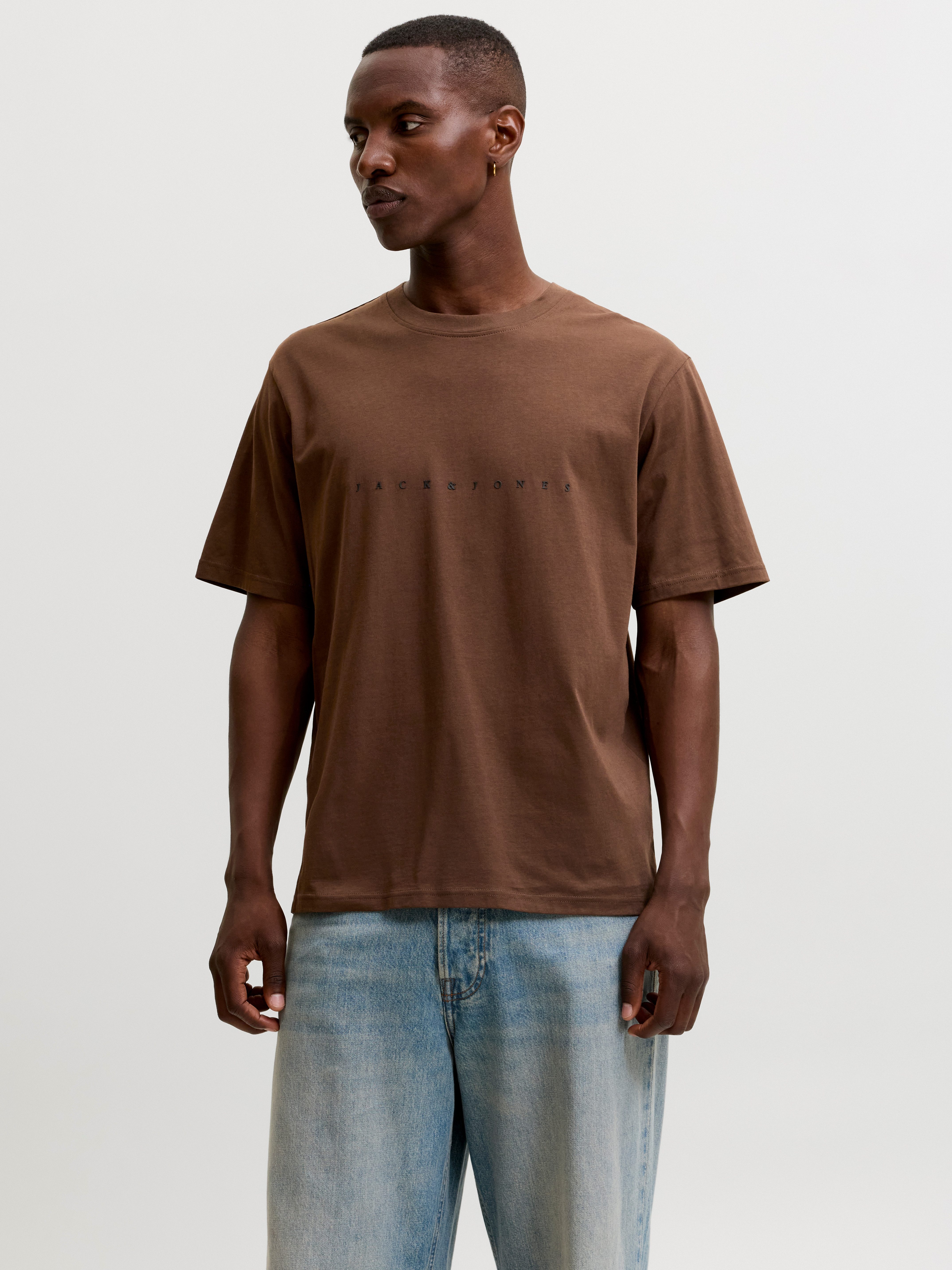 Jack & Jones Rundhalsshirt JJESTAR mit Pigmentprint und Baumwollgefühl Baumwolle, relaxed fit