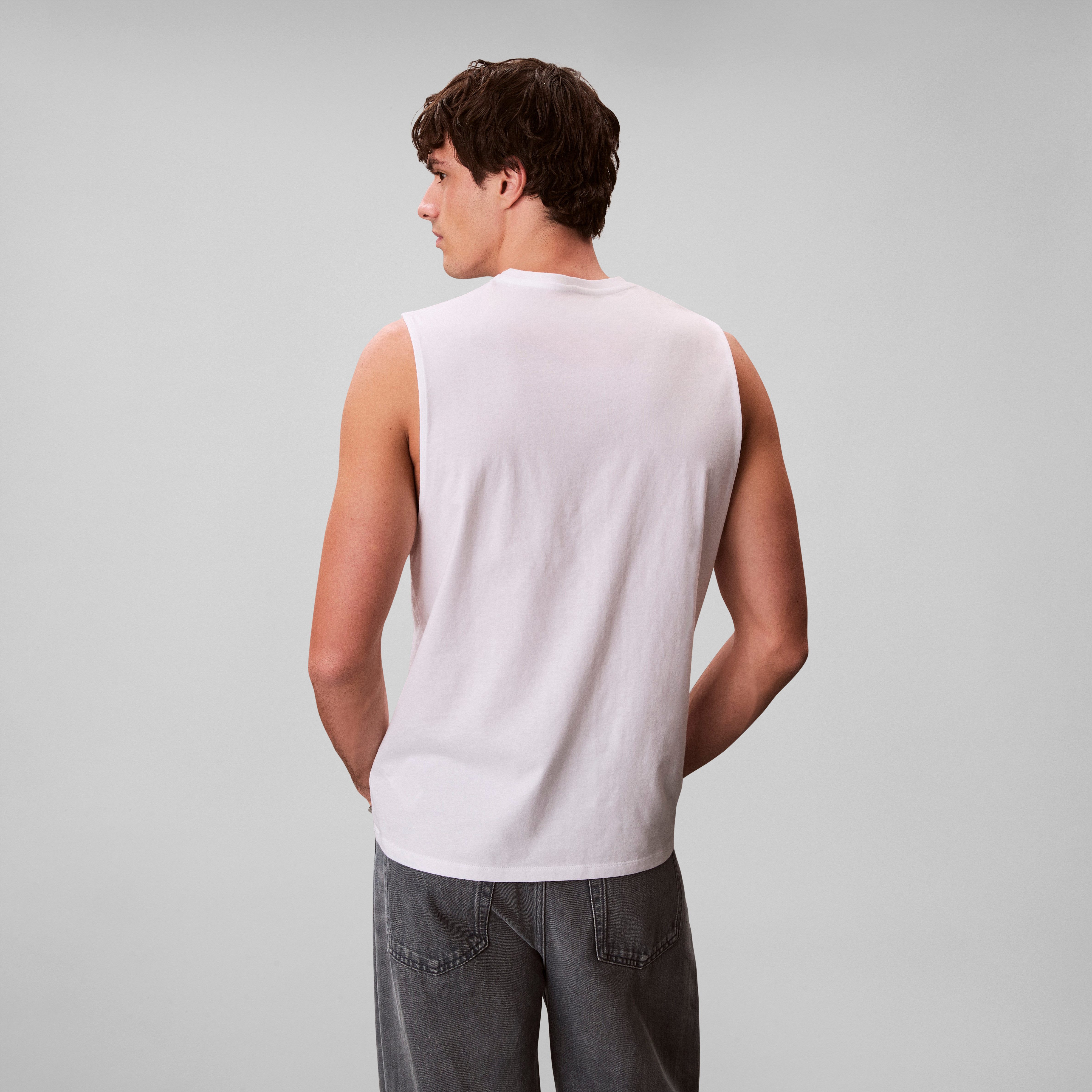 Calvin Klein Jeans Tanktop JERSEY BADGE MUSCLE TANK Regular fit mit Rundhalsausschnitt