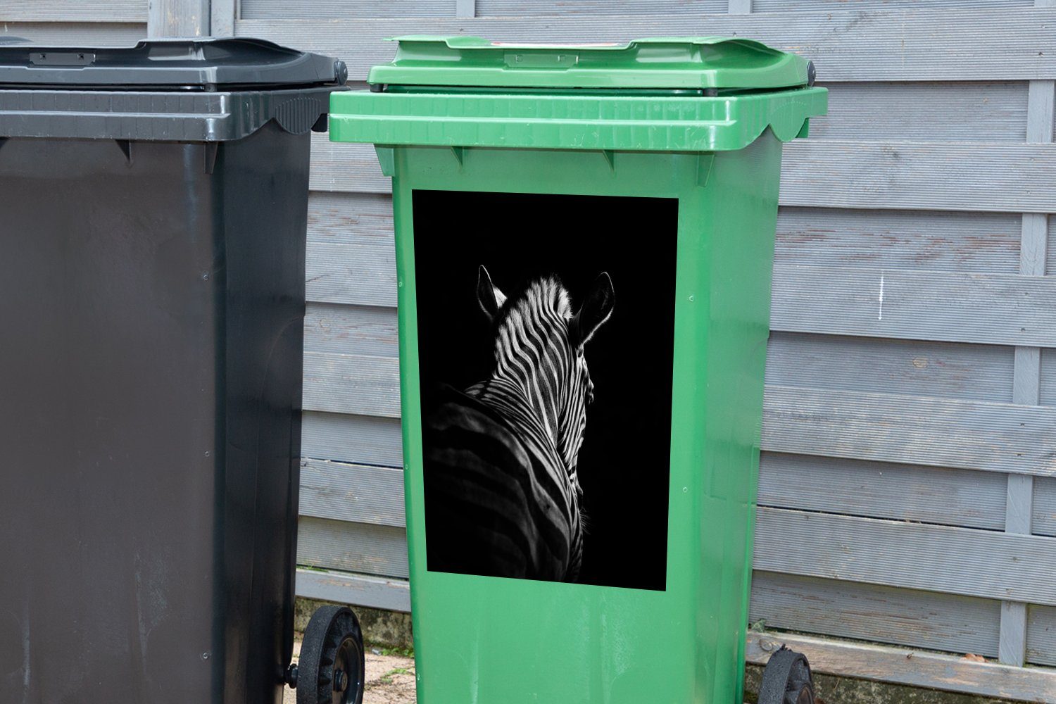 MuchoWow Wandsticker Zebra - Schwarz - Wildtiere - und Abfalbehälter (1 Tier Mülltonne, Mülleimer-aufkleber, Sticker, weiß St), Container